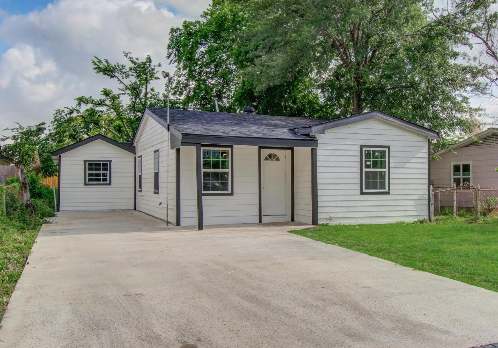 10309 Wiggins Street Property Photo 2