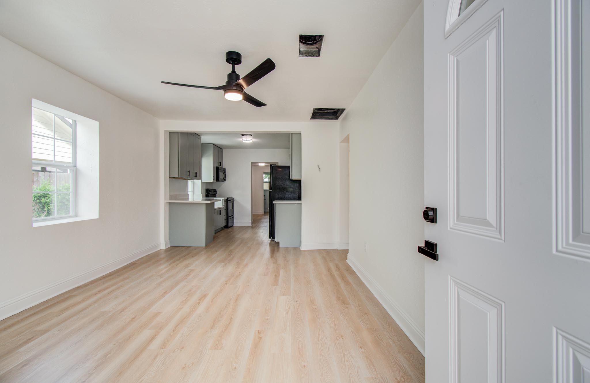 10309 Wiggins Street Property Photo 4