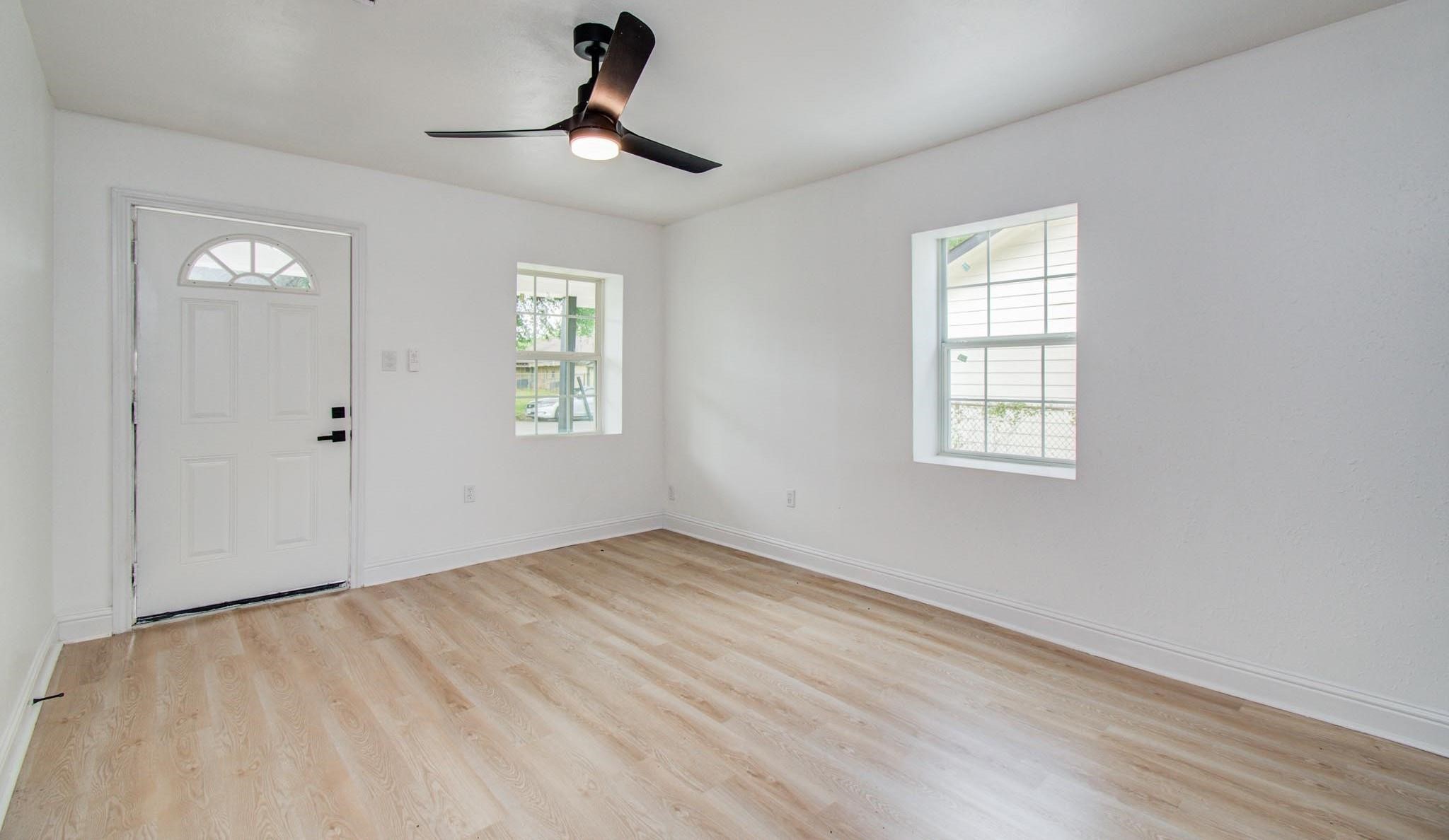 10309 Wiggins Street Property Photo 5