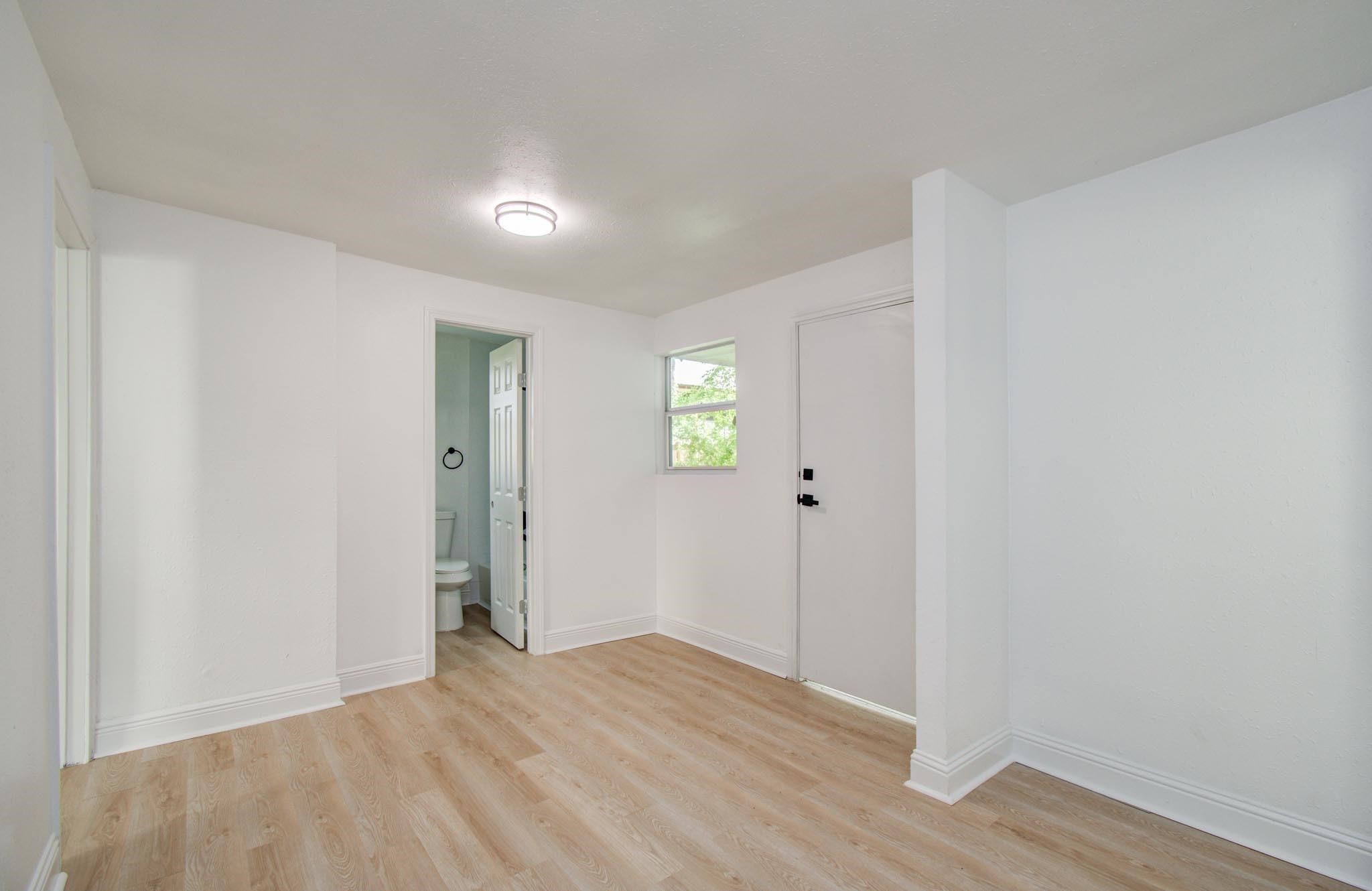 10309 Wiggins Street Property Photo 14
