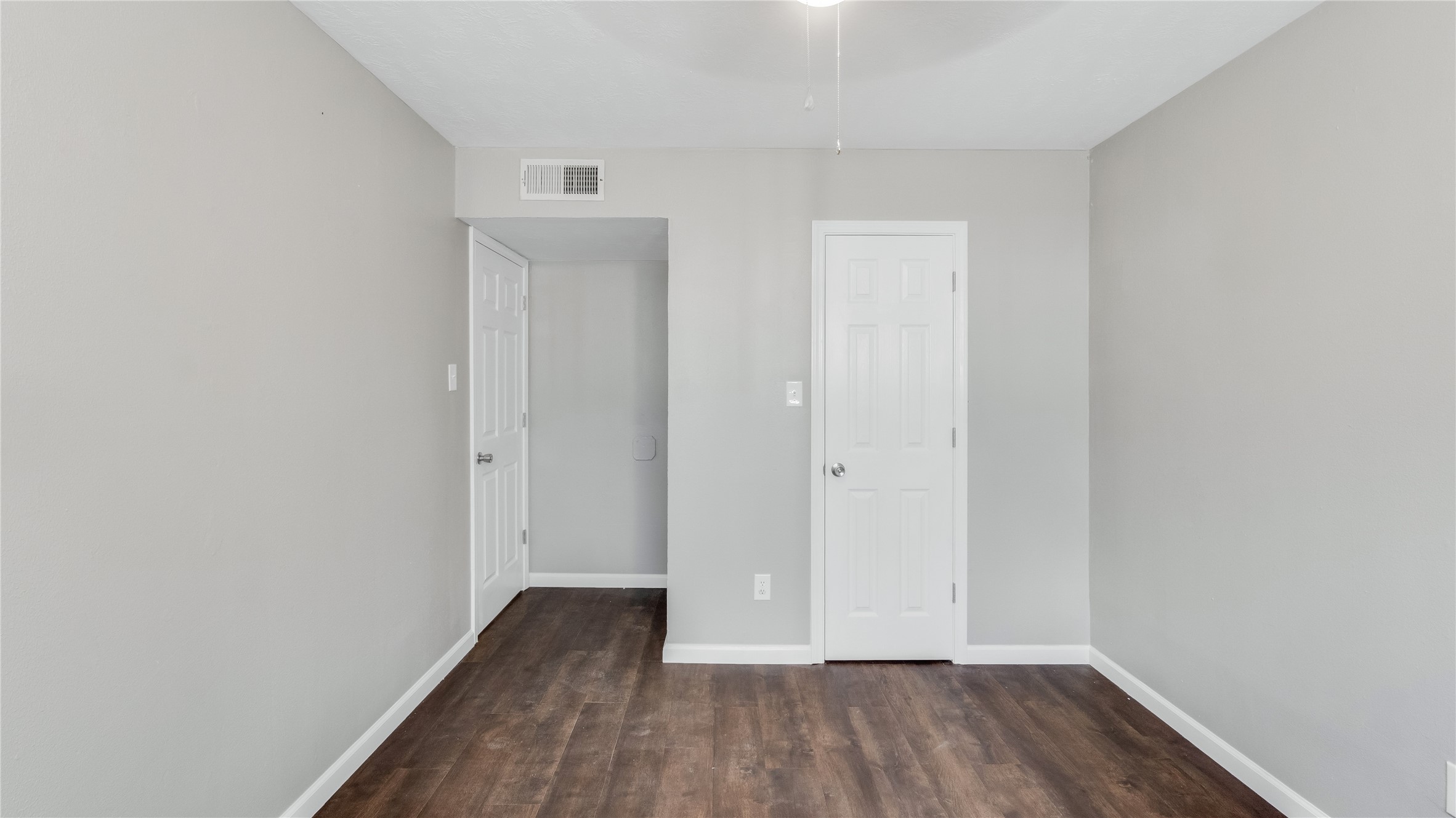 122 E Crosstimbers Street 52 Property Photo 10