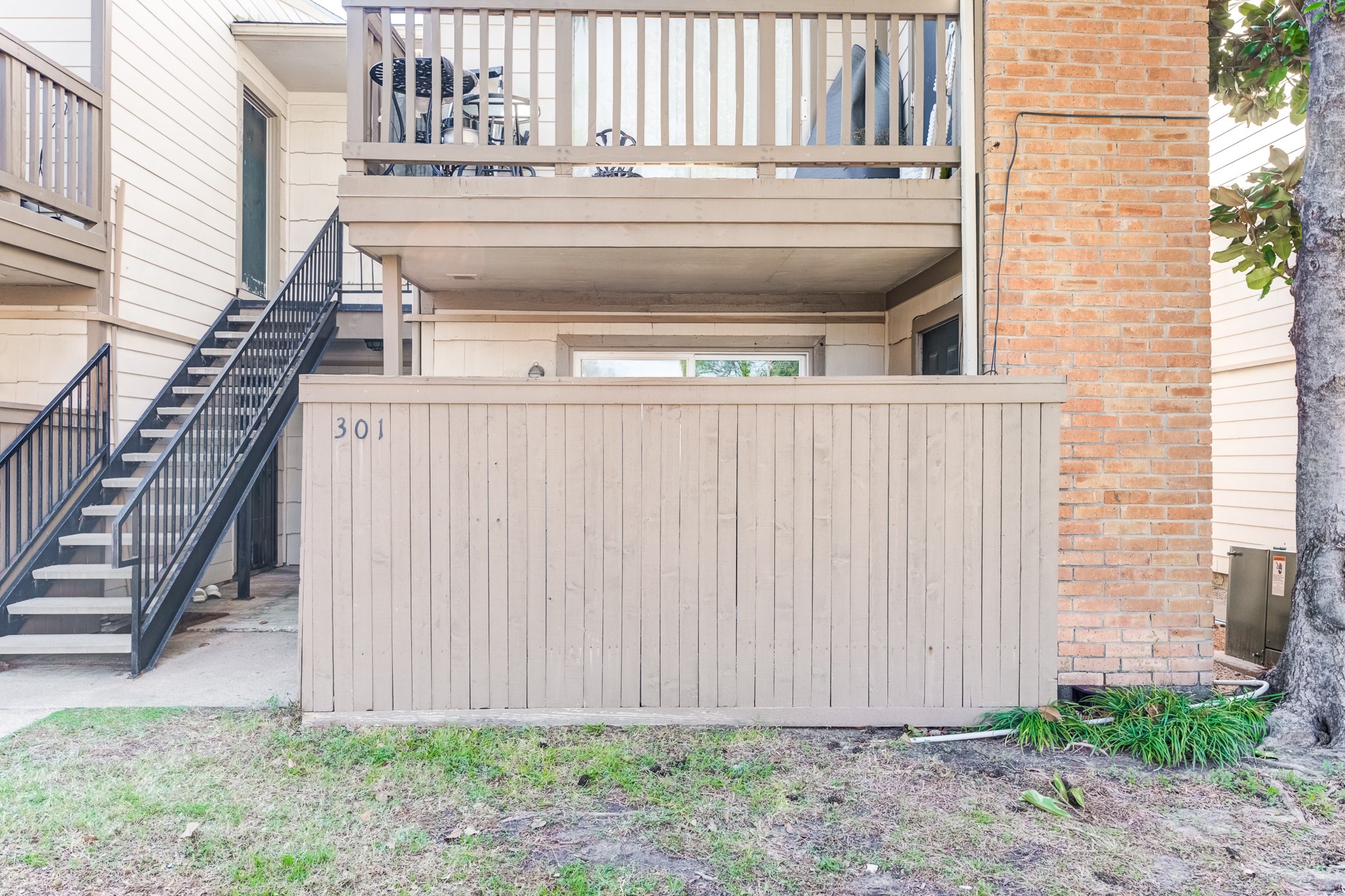 6001 Reims Road 301 Property Photo 2