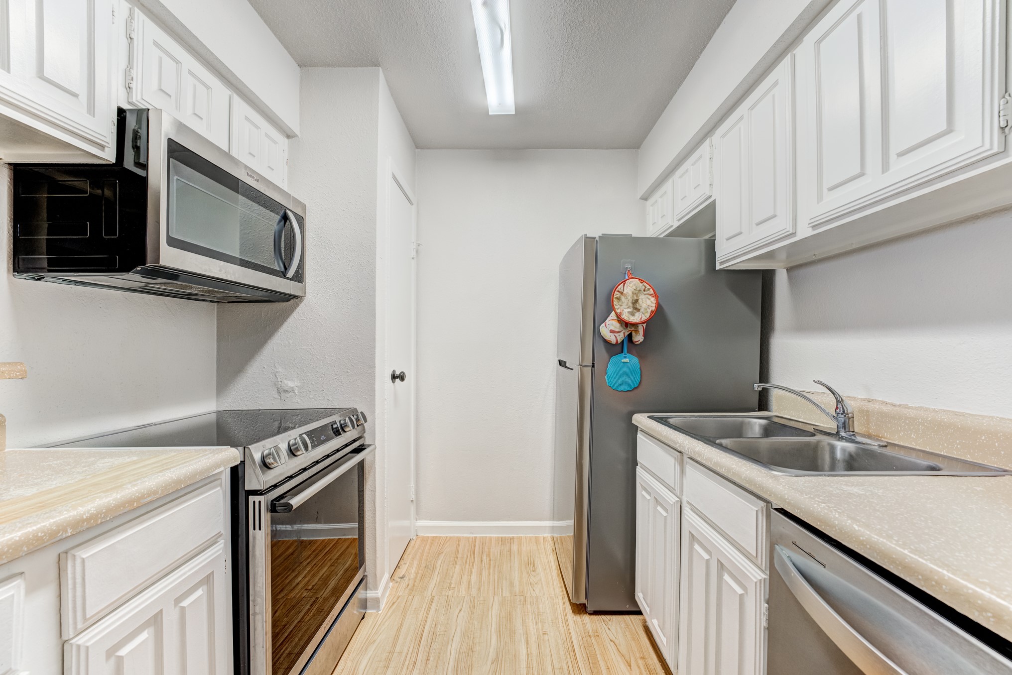 6001 Reims Road 301 Property Photo 15