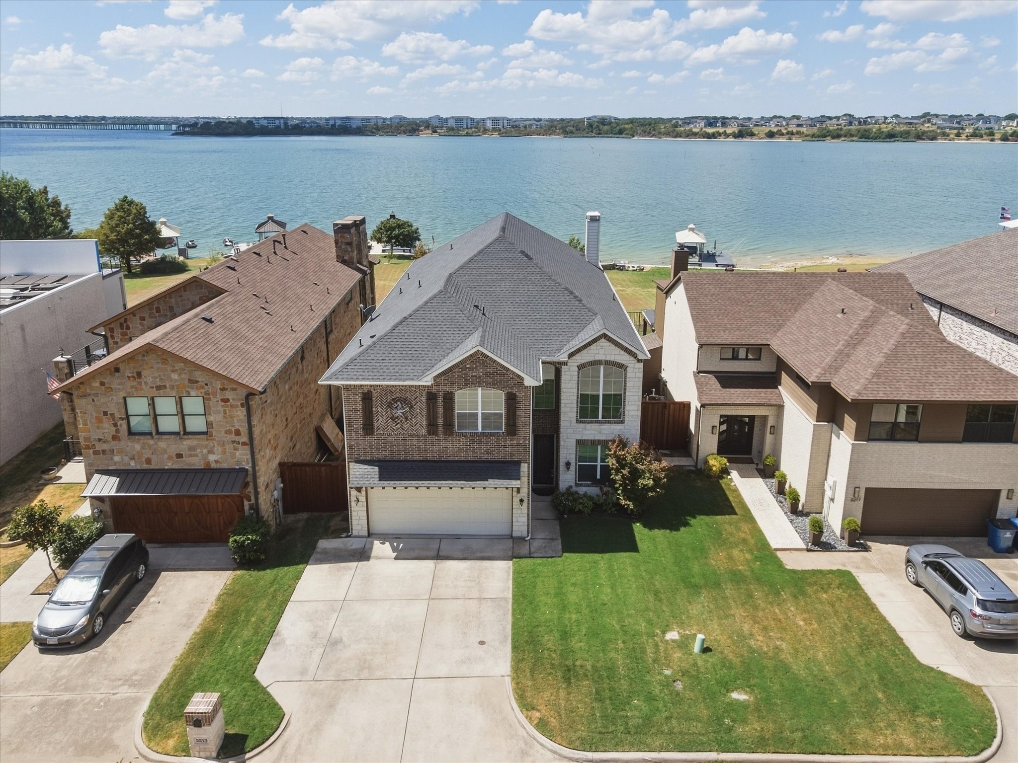 2213 Windjammer Way Property Photo 12