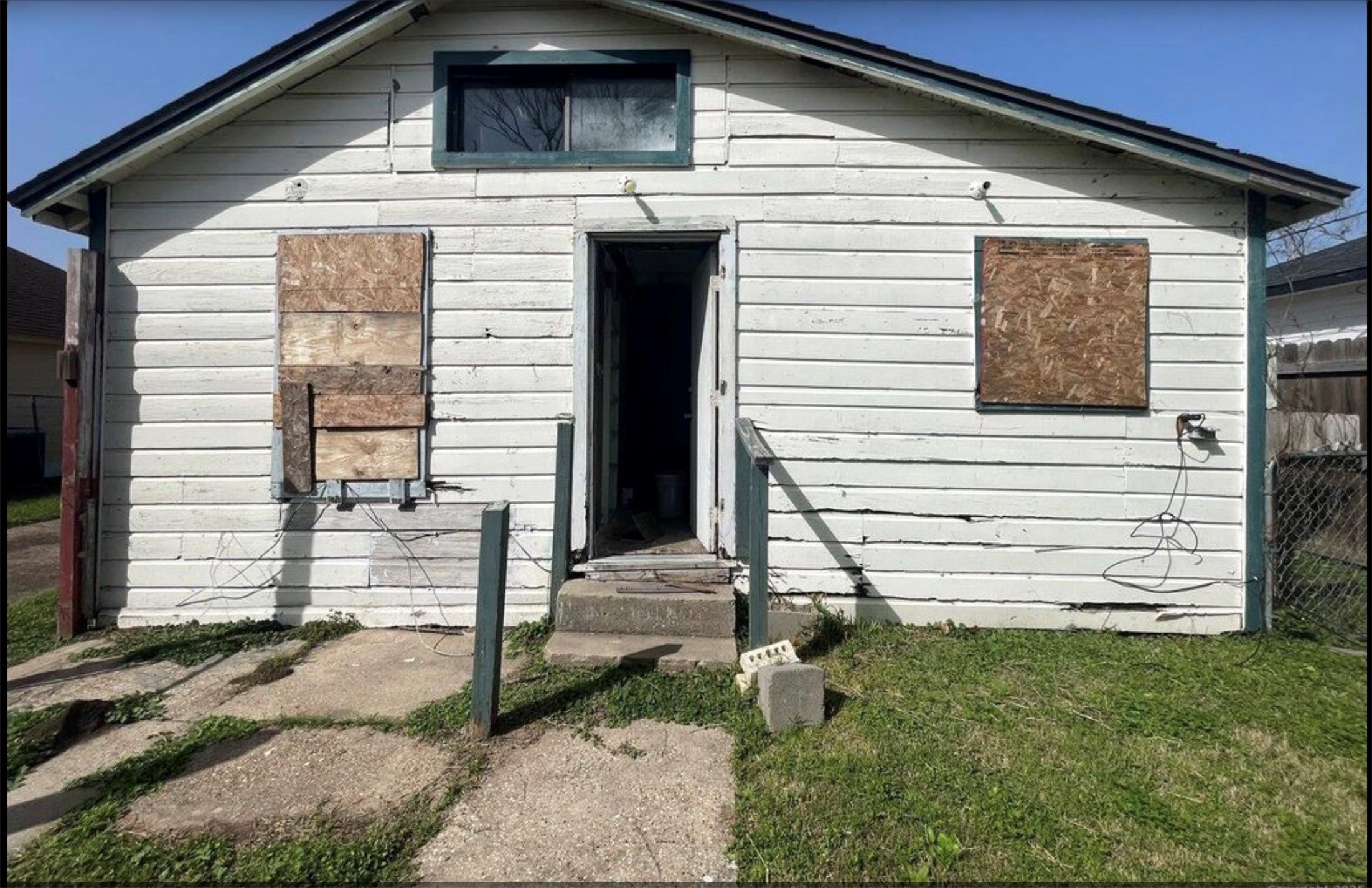 213 E Bernard Street Property Photo 21