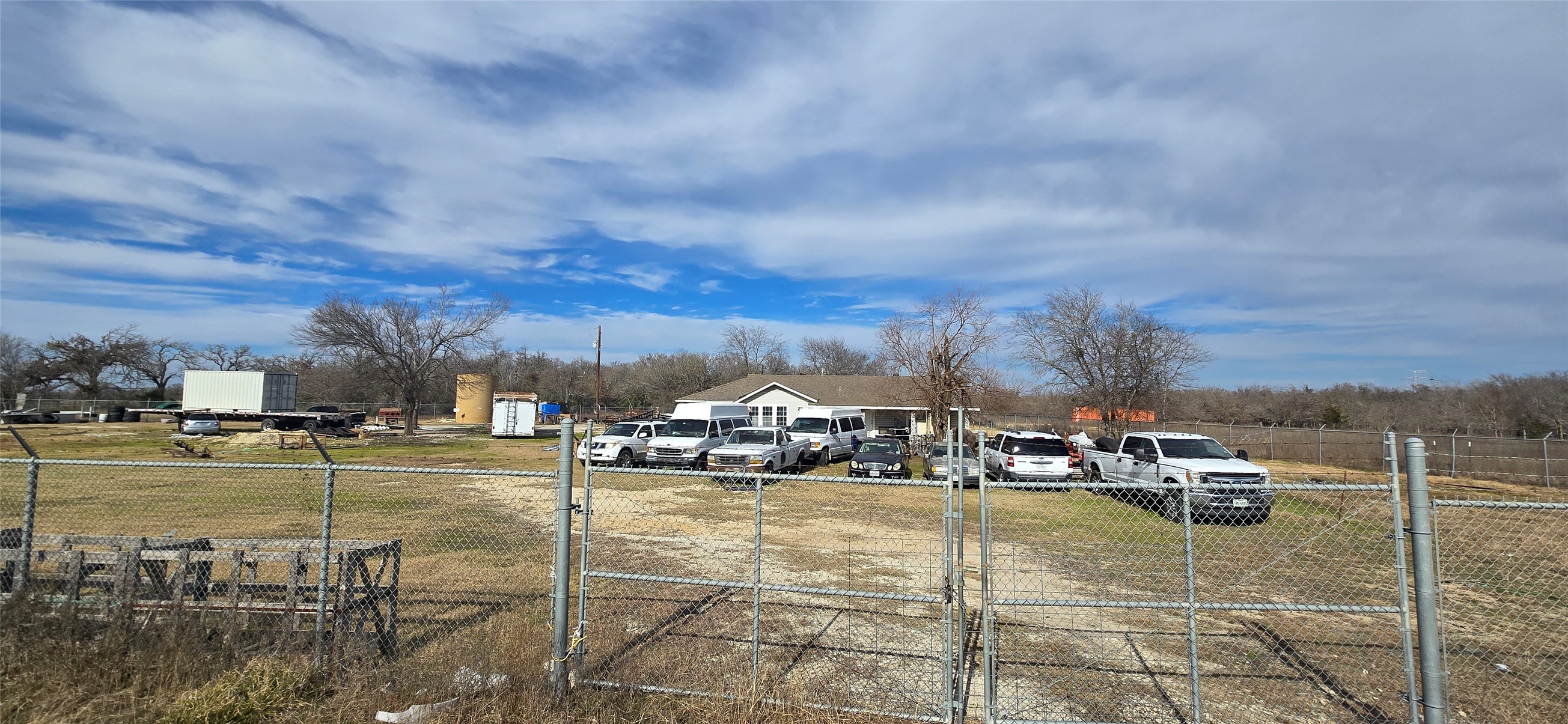 4099 State Highway 7 E Property Photo 3