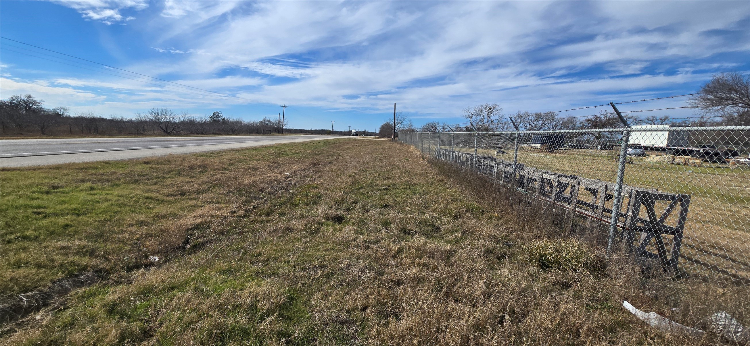 4099 State Highway 7 E Property Photo 4