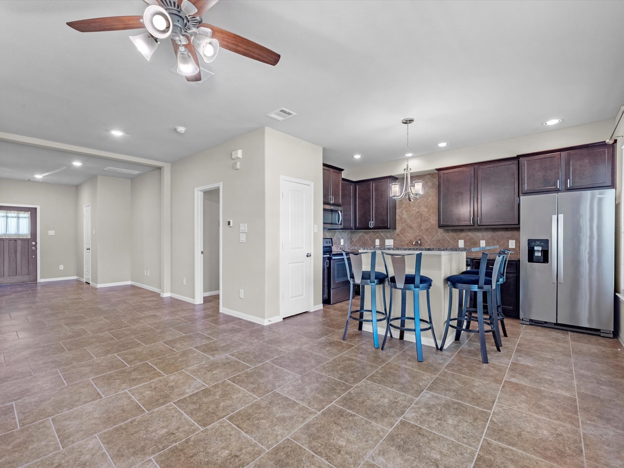 16020 Fountainview Drive 21 Property Photo 12