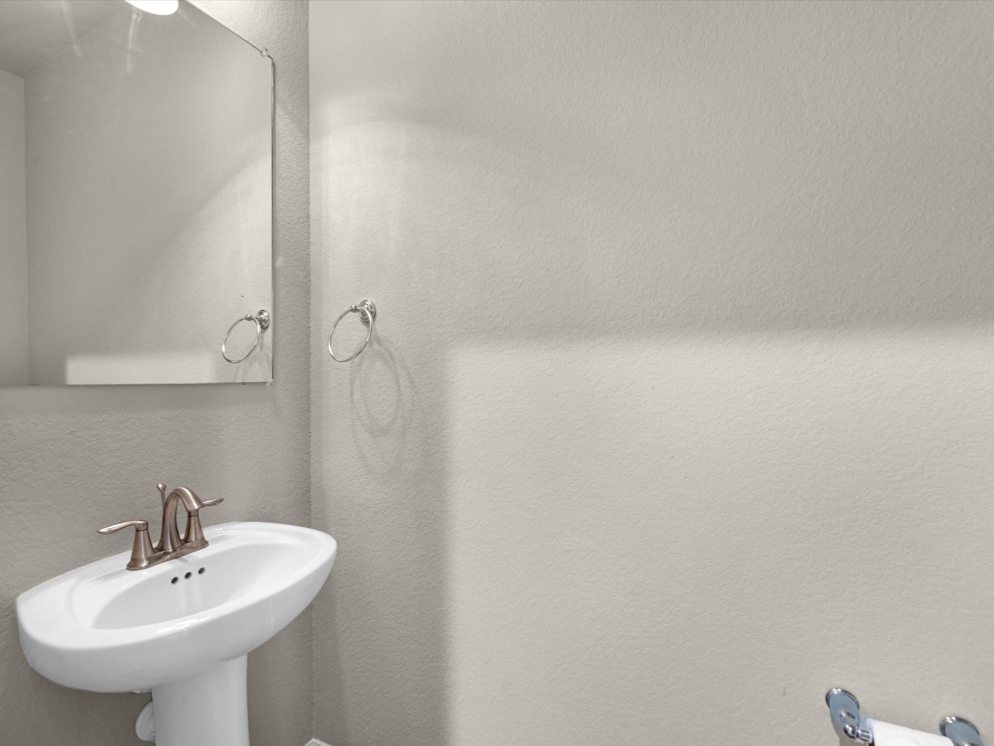 16020 Fountainview Drive 21 Property Photo 19