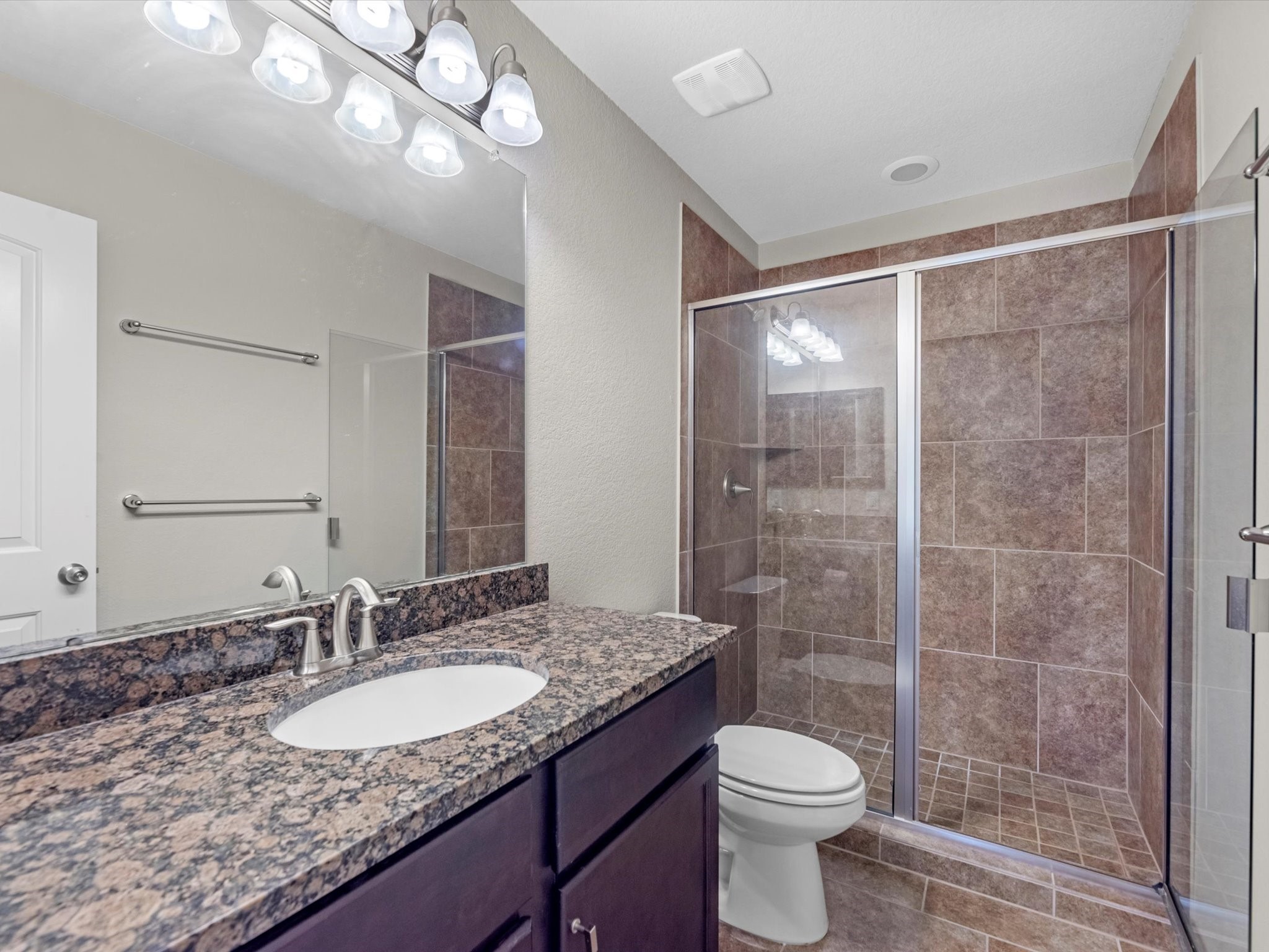 16020 Fountainview Drive 21 Property Photo 23