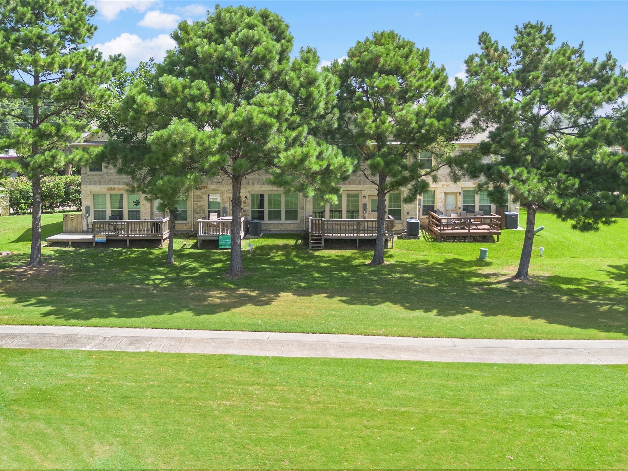 16020 Fountainview Drive 21 Property Photo 36