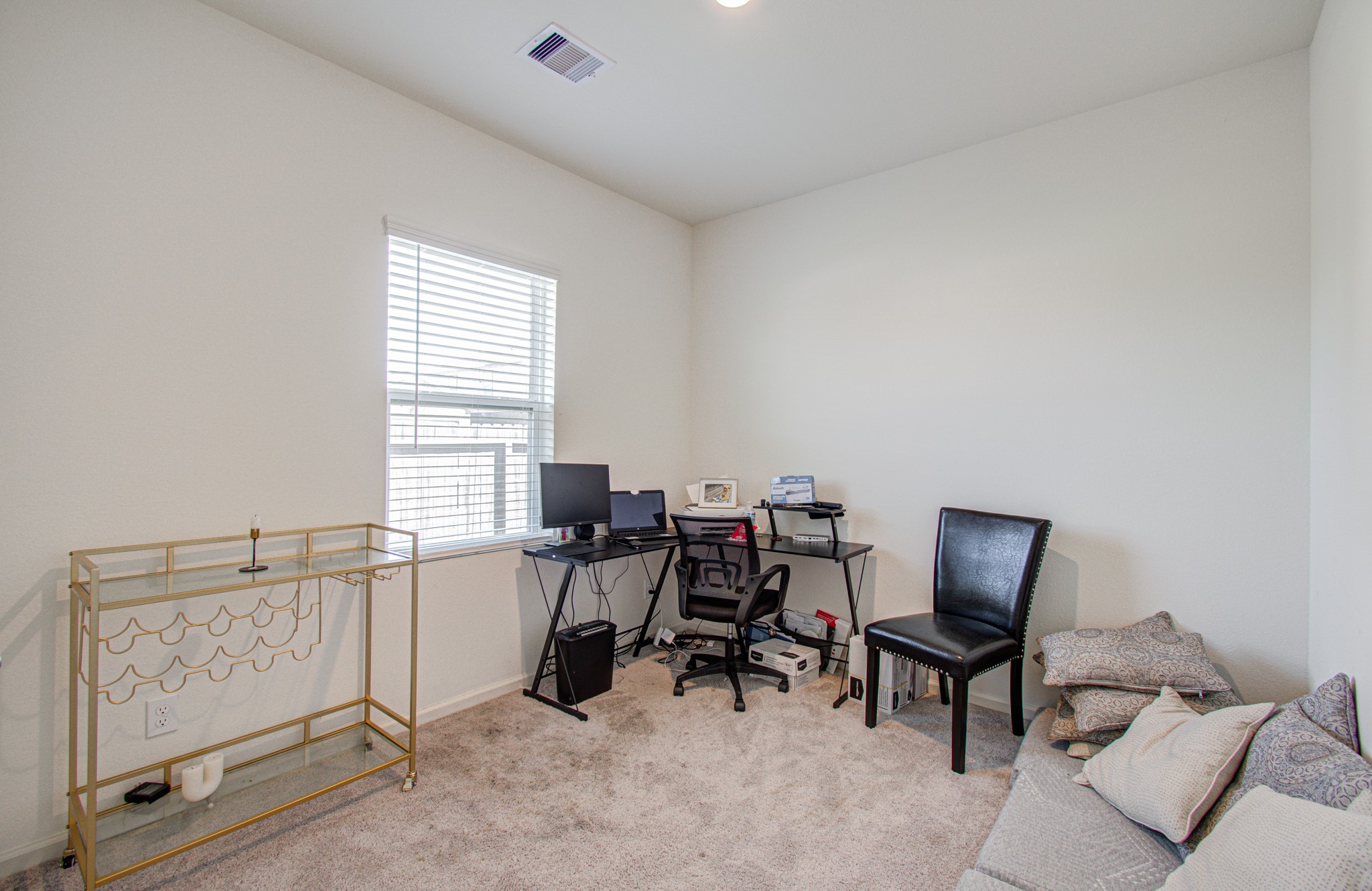 7122 Evitale Way Property Photo 9