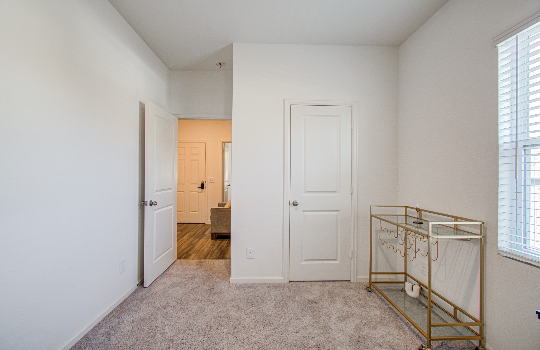 7122 Evitale Way Property Photo 10