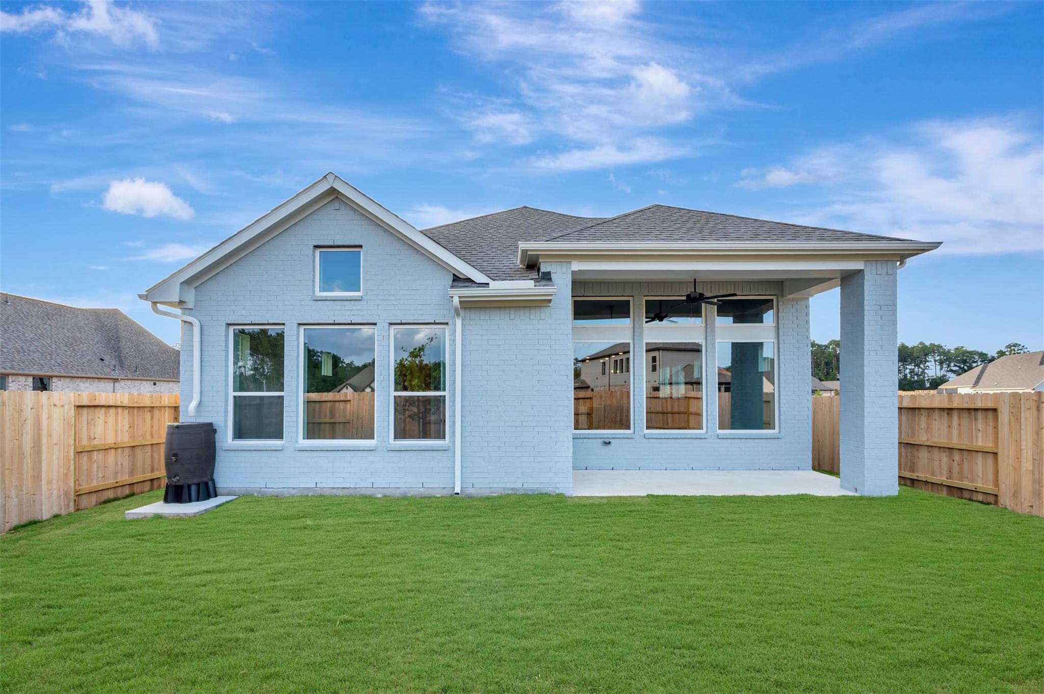 18234 Upper Brook Street, Conroe Tx 77302 Property Photo 2