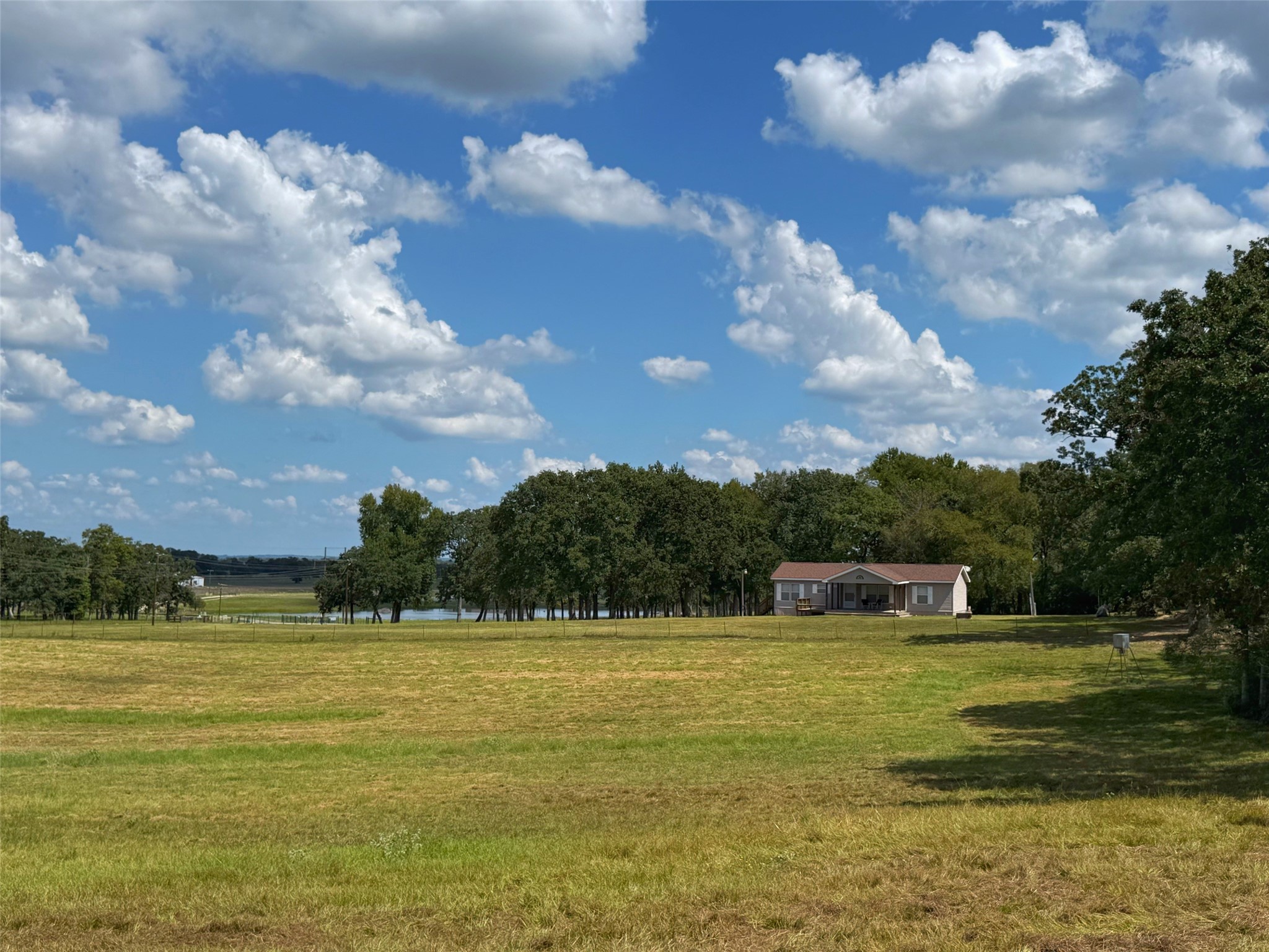 25421 I-45 Feeder Rd S Property Photo 2
