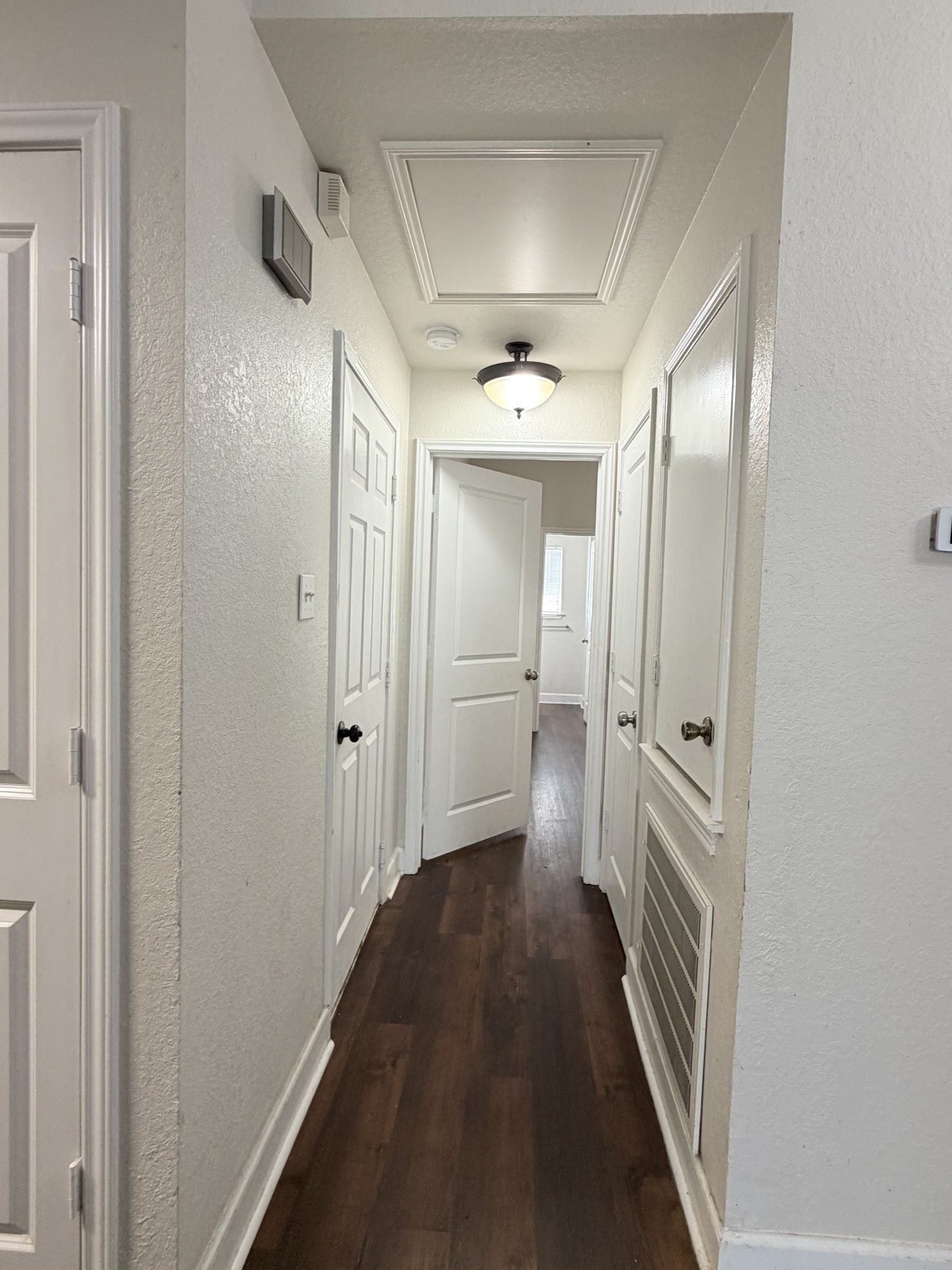 15527 Martineau Street Property Photo 9