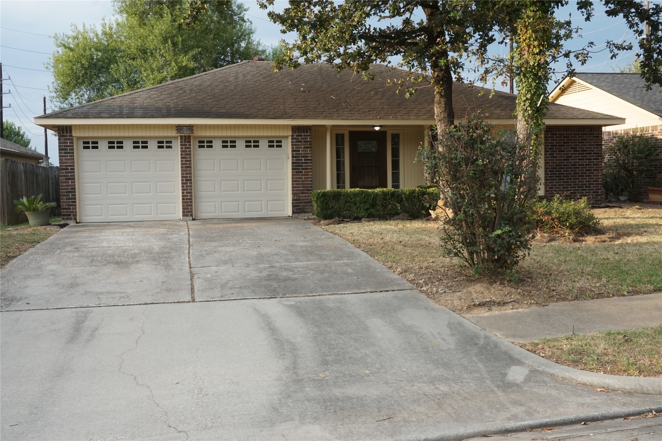 5022 Fox Hollow Boulevard Property Photo 2