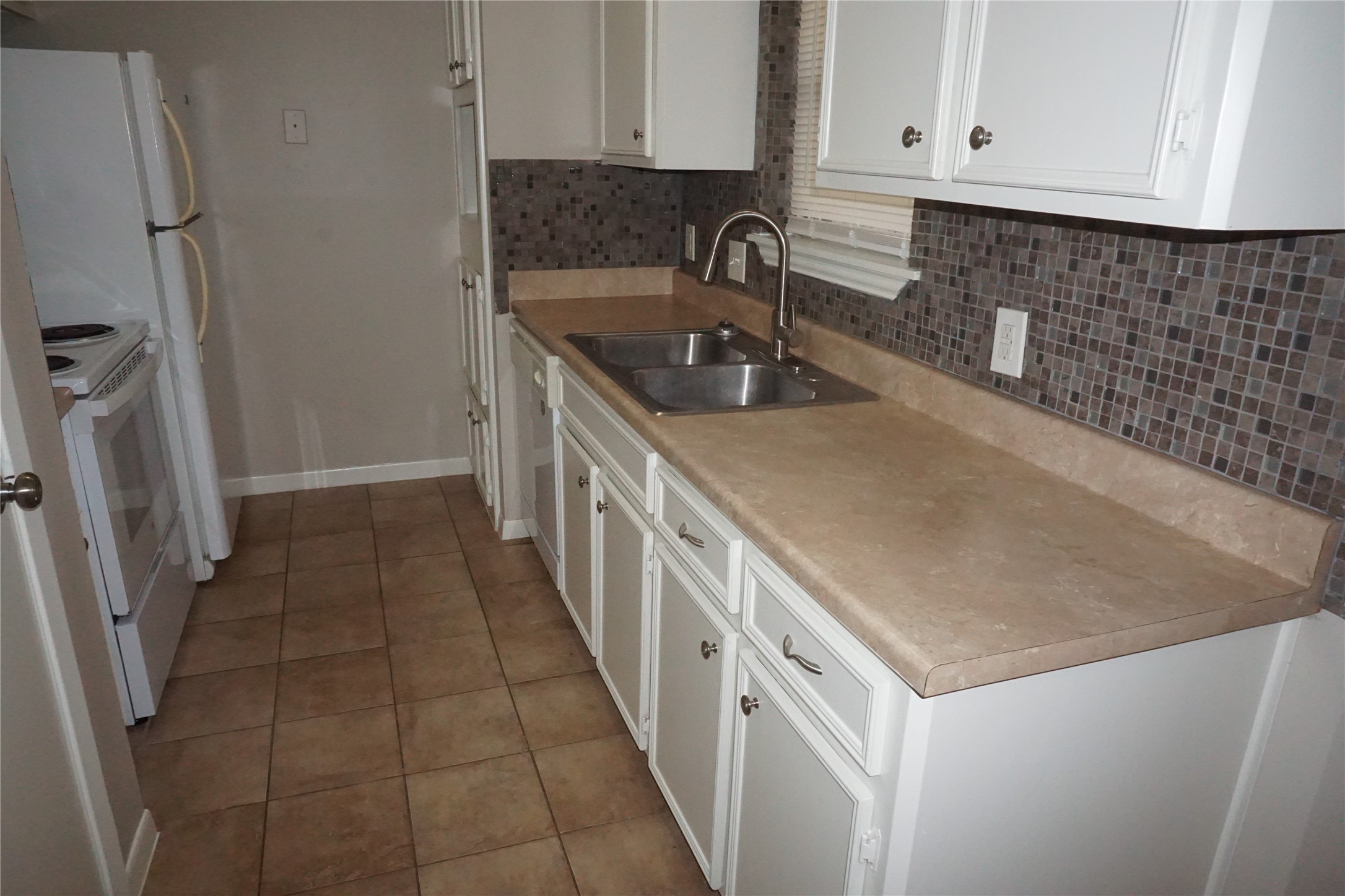 5022 Fox Hollow Boulevard Property Photo 9