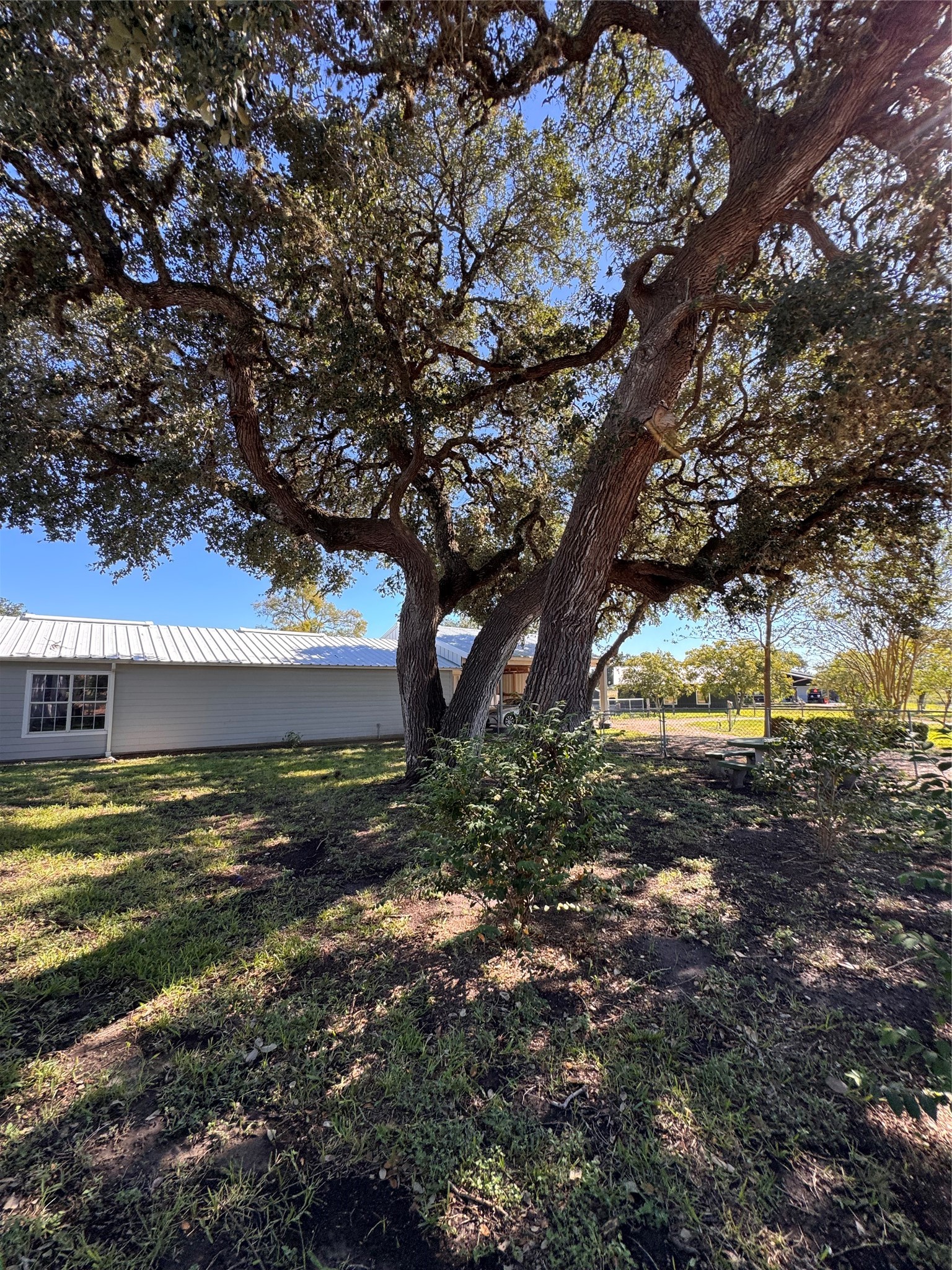 7618 Meiners Property Photo 6