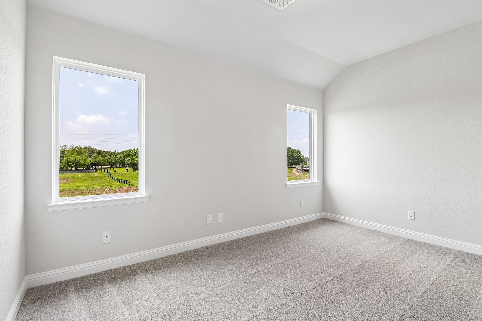4015 Apiary Point Property Photo 16