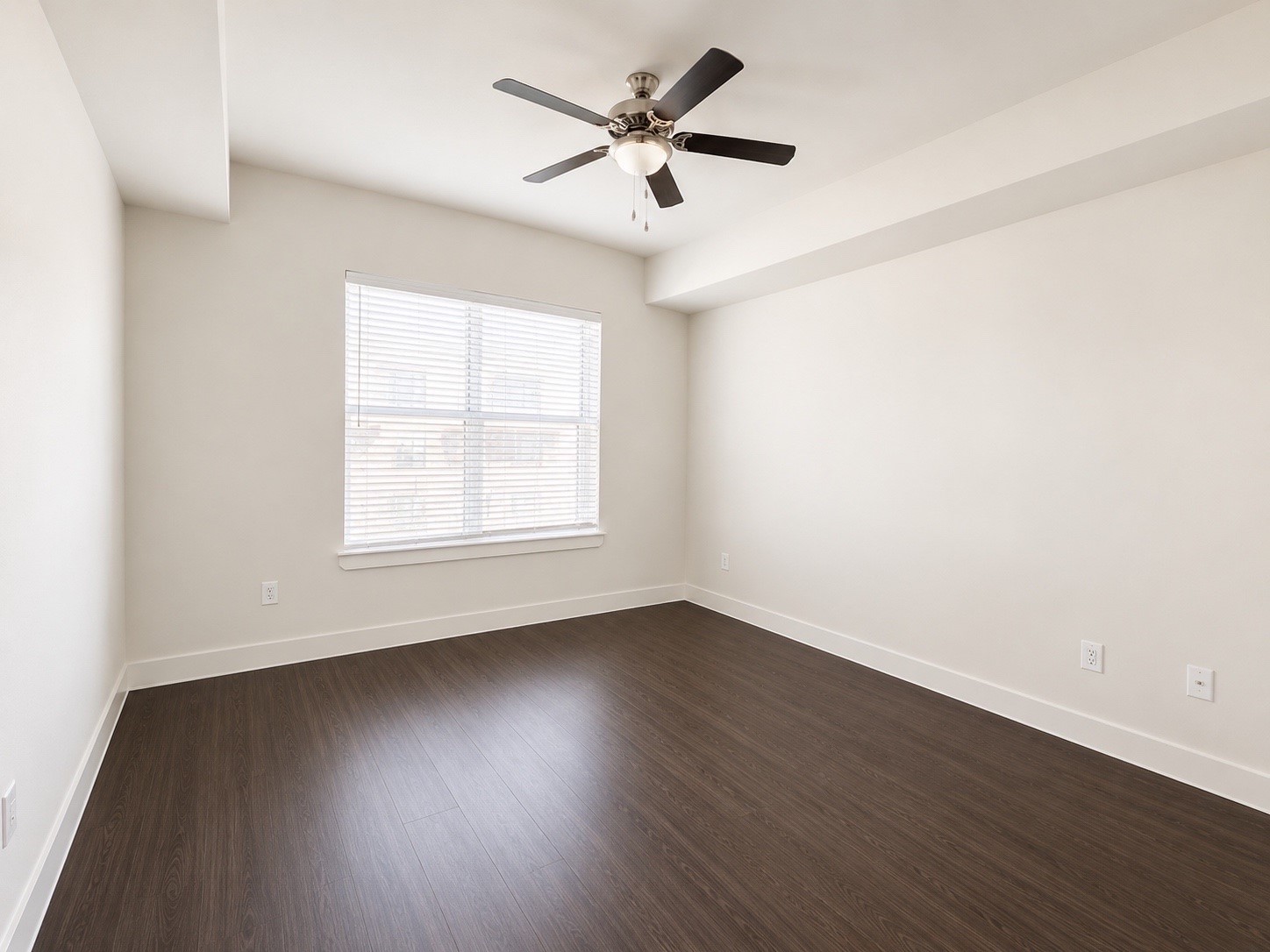3120 Smith Street 514 Property Photo 5