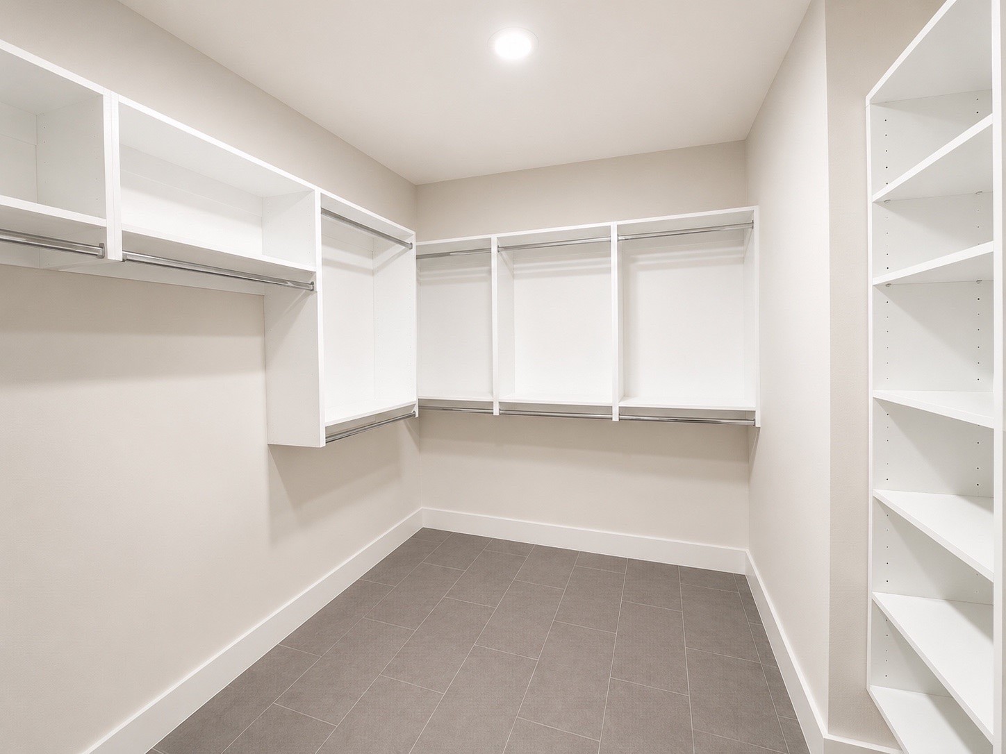 3120 Smith Street 514 Property Photo 6
