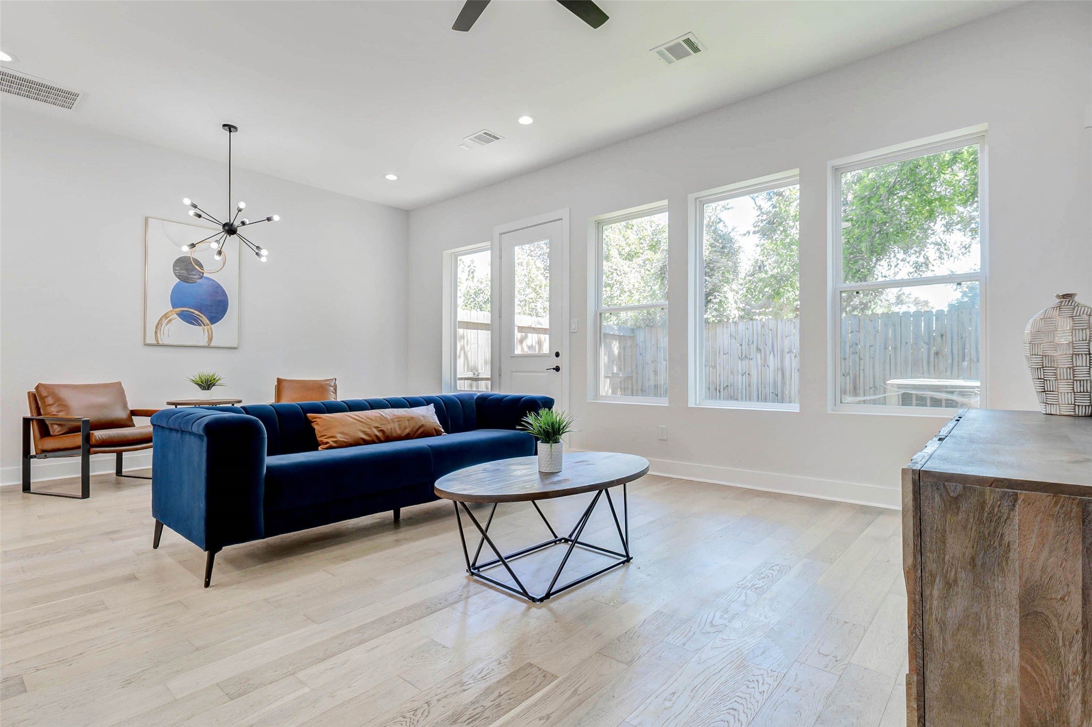 2310 Campbell Road C Property Photo 4