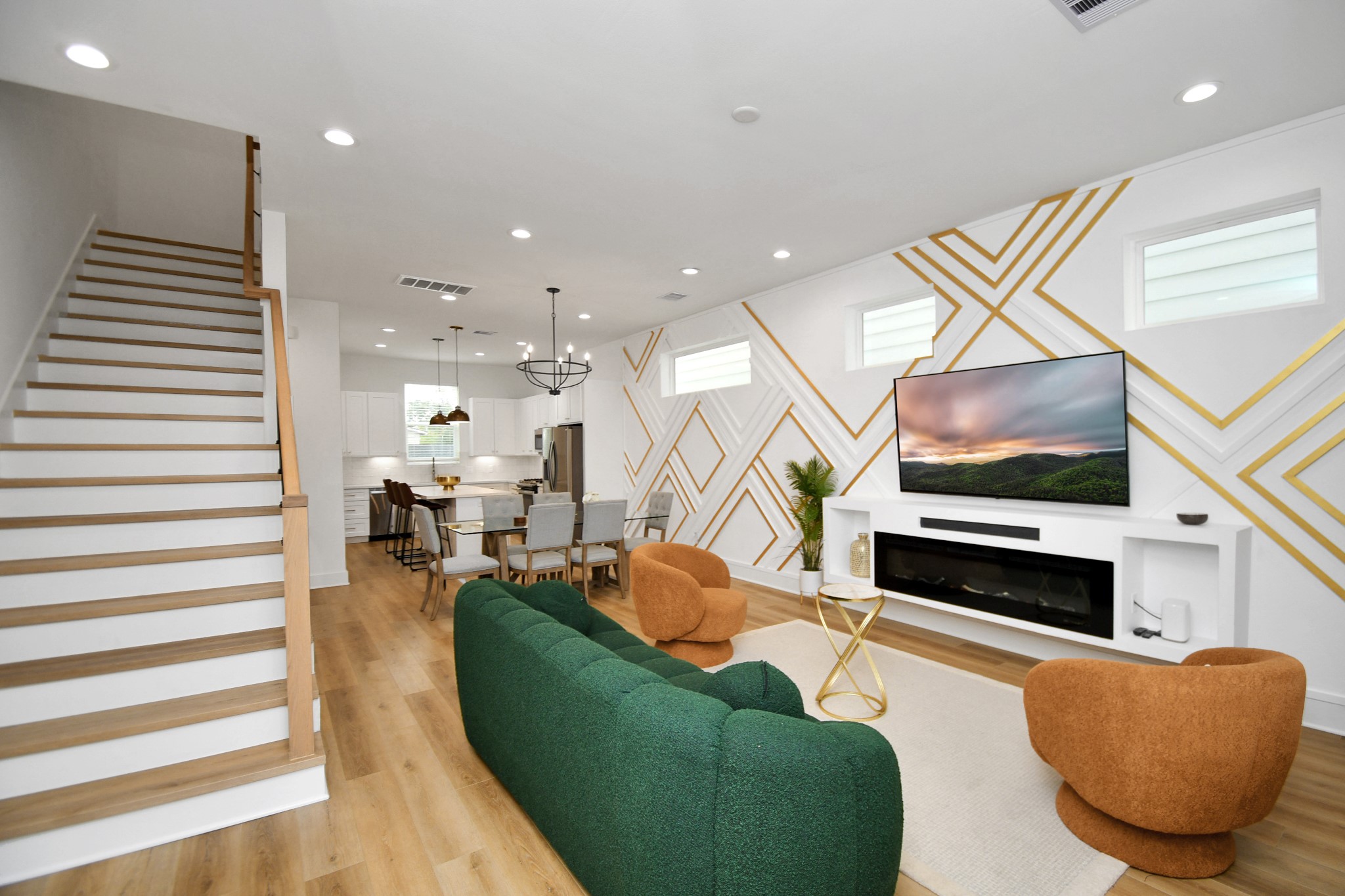 2015 Cochran Street Property Photo 5