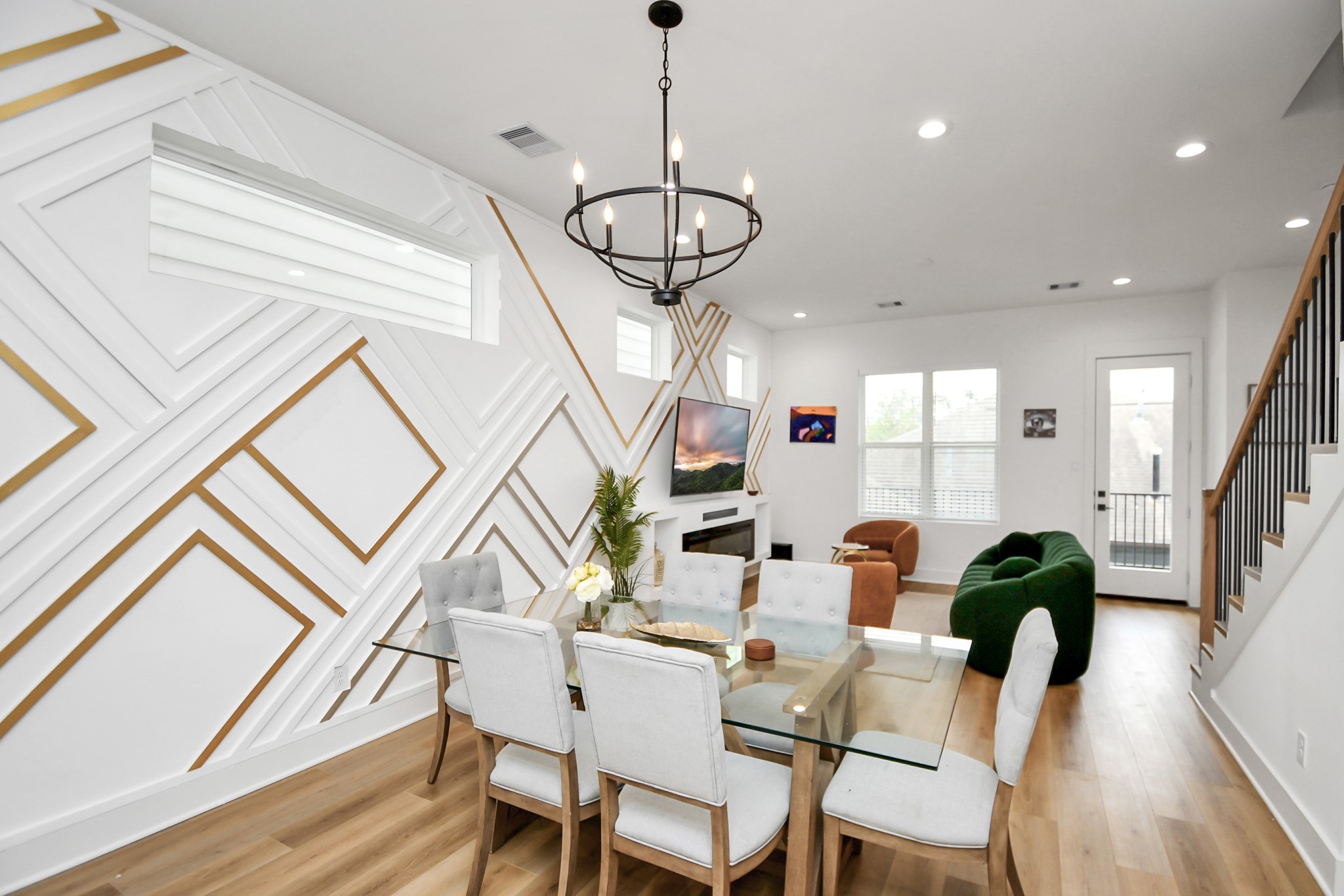 2015 Cochran Street Property Photo 8