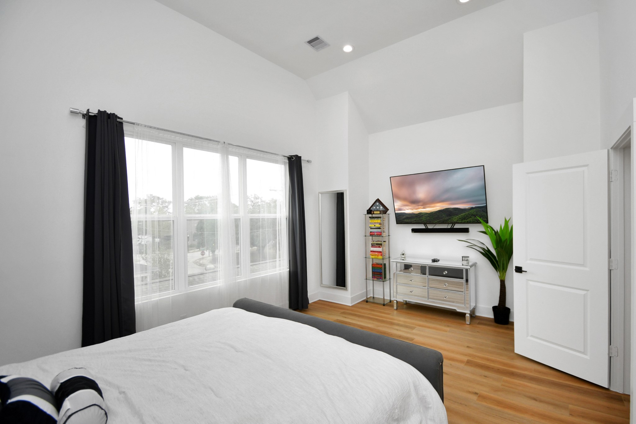 2015 Cochran Street Property Photo 23