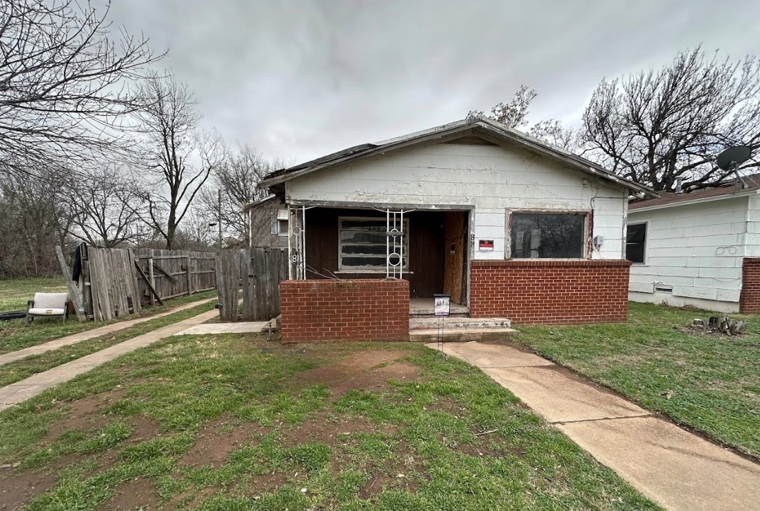 811 Tulsa Street Property Photo