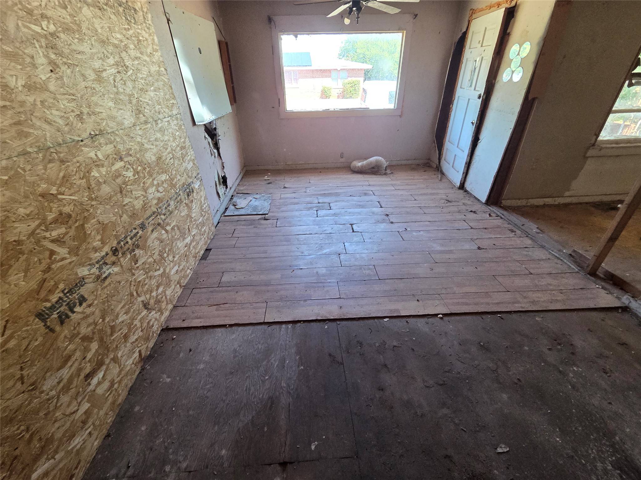 811 Tulsa Street Property Photo 3