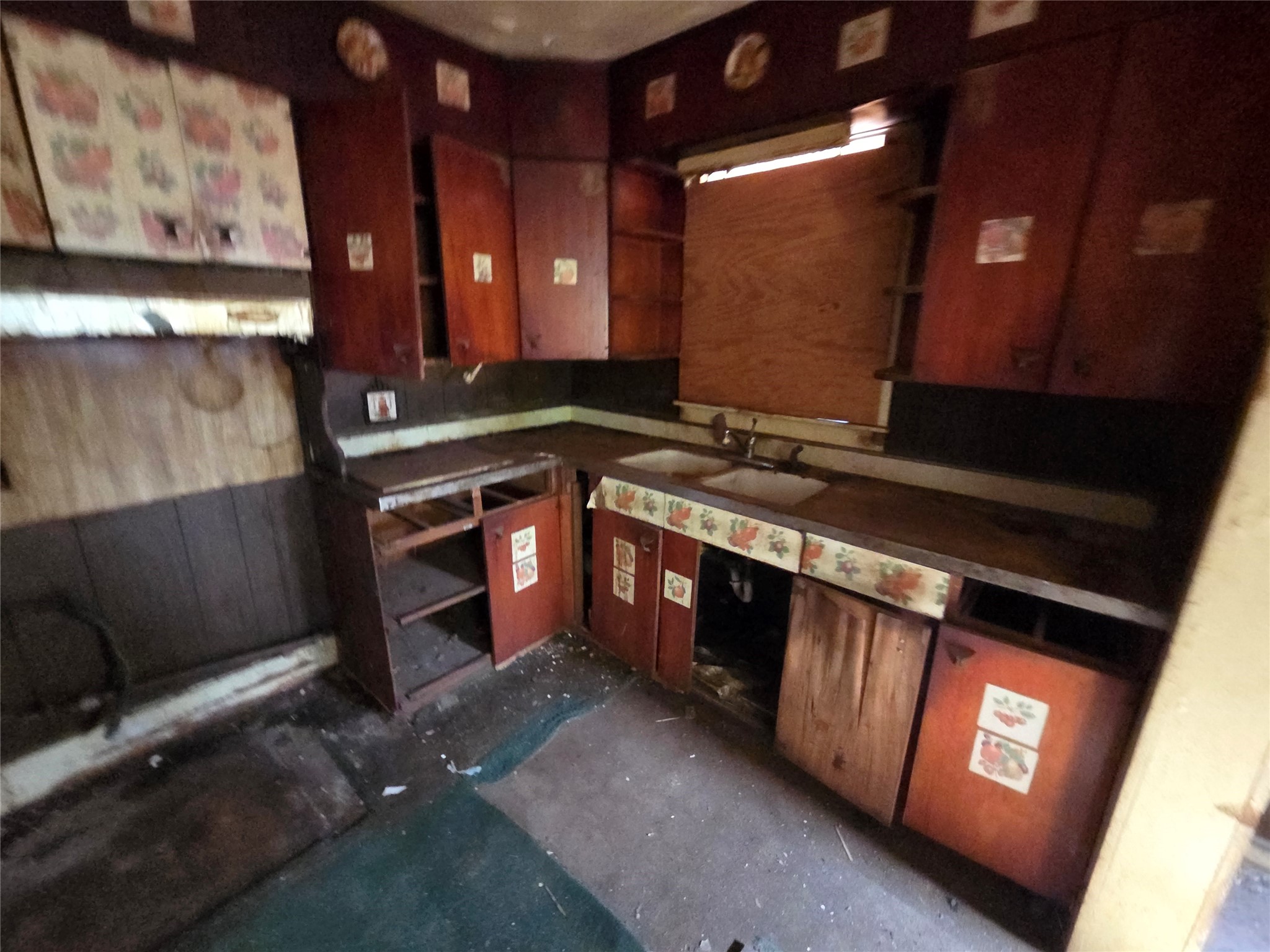 811 Tulsa Street Property Photo 4