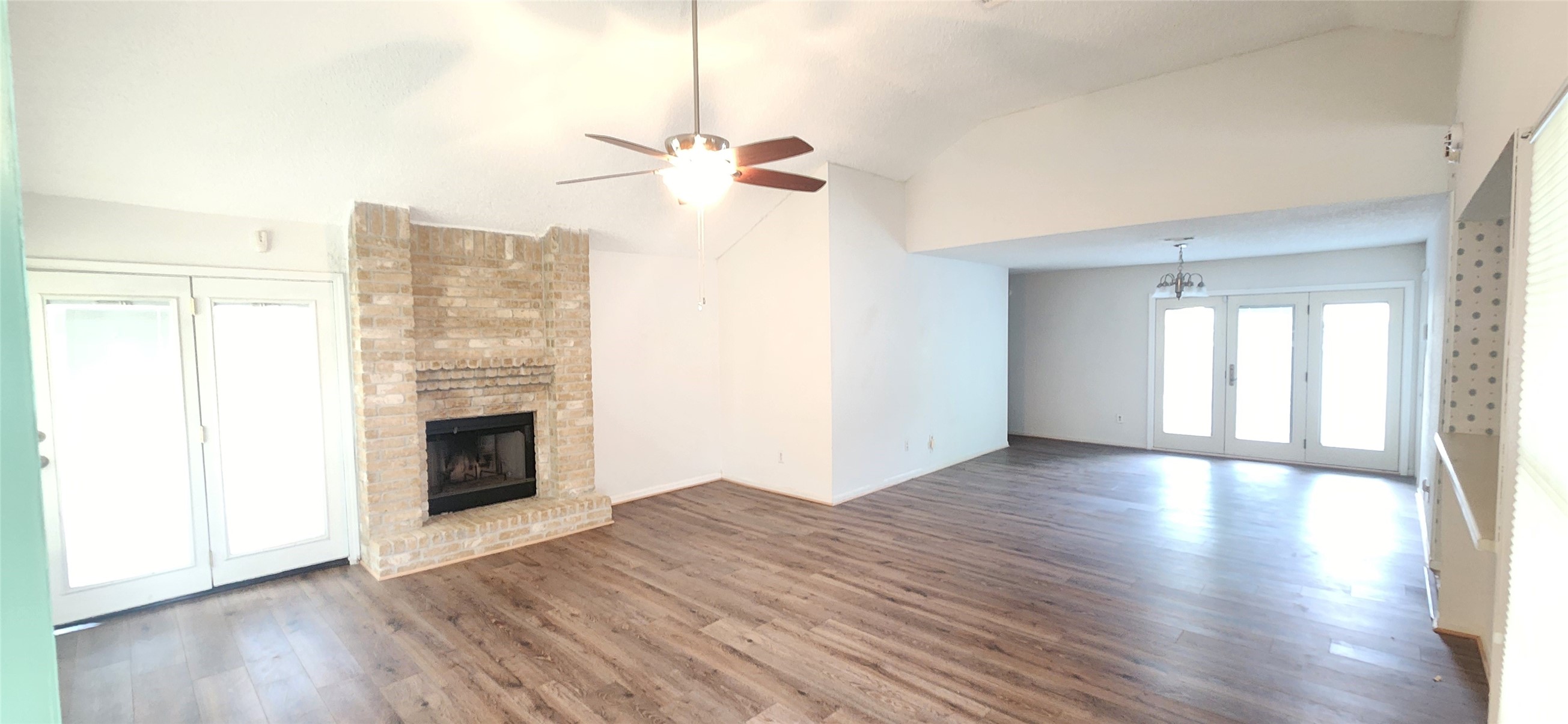 12838 Ashford Knoll Drive Property Photo 4