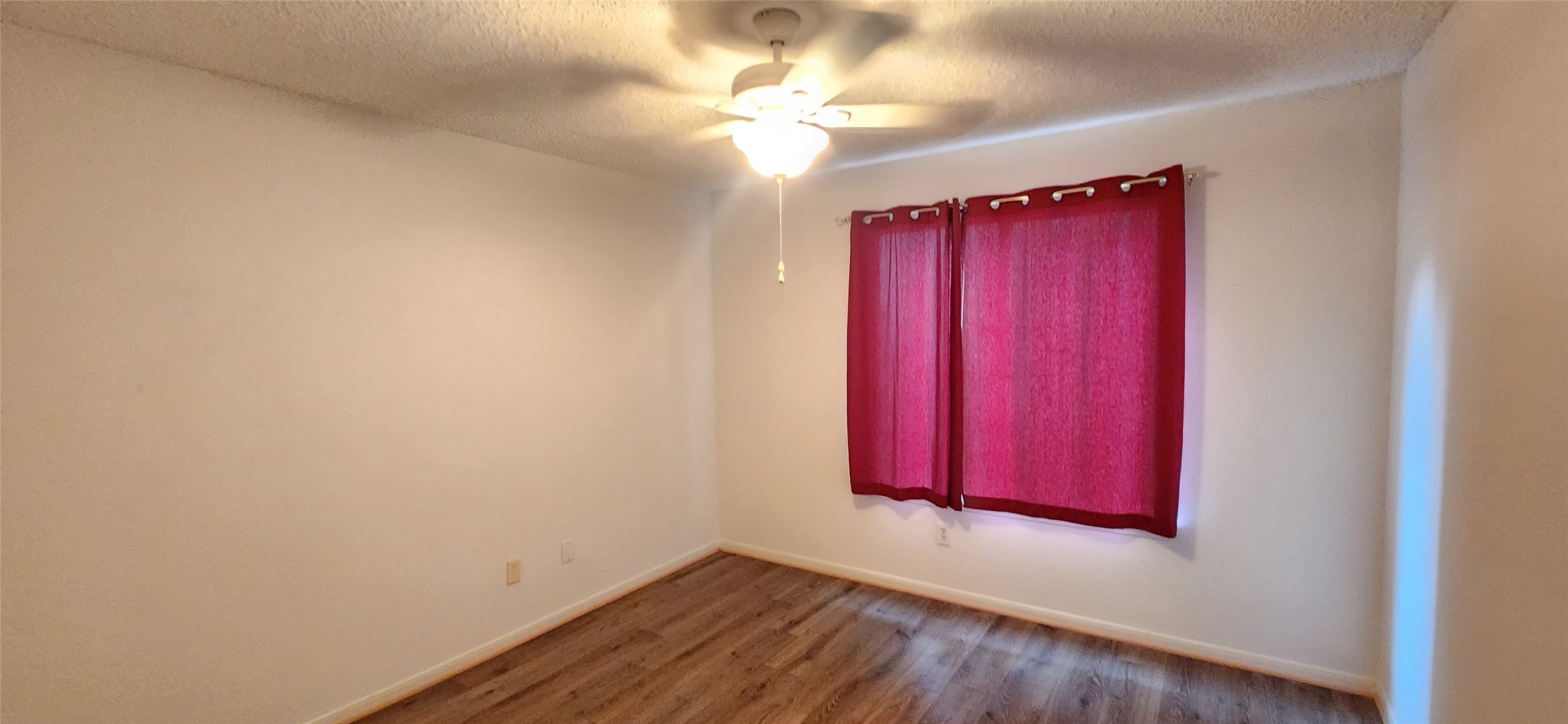 12838 Ashford Knoll Drive Property Photo 10