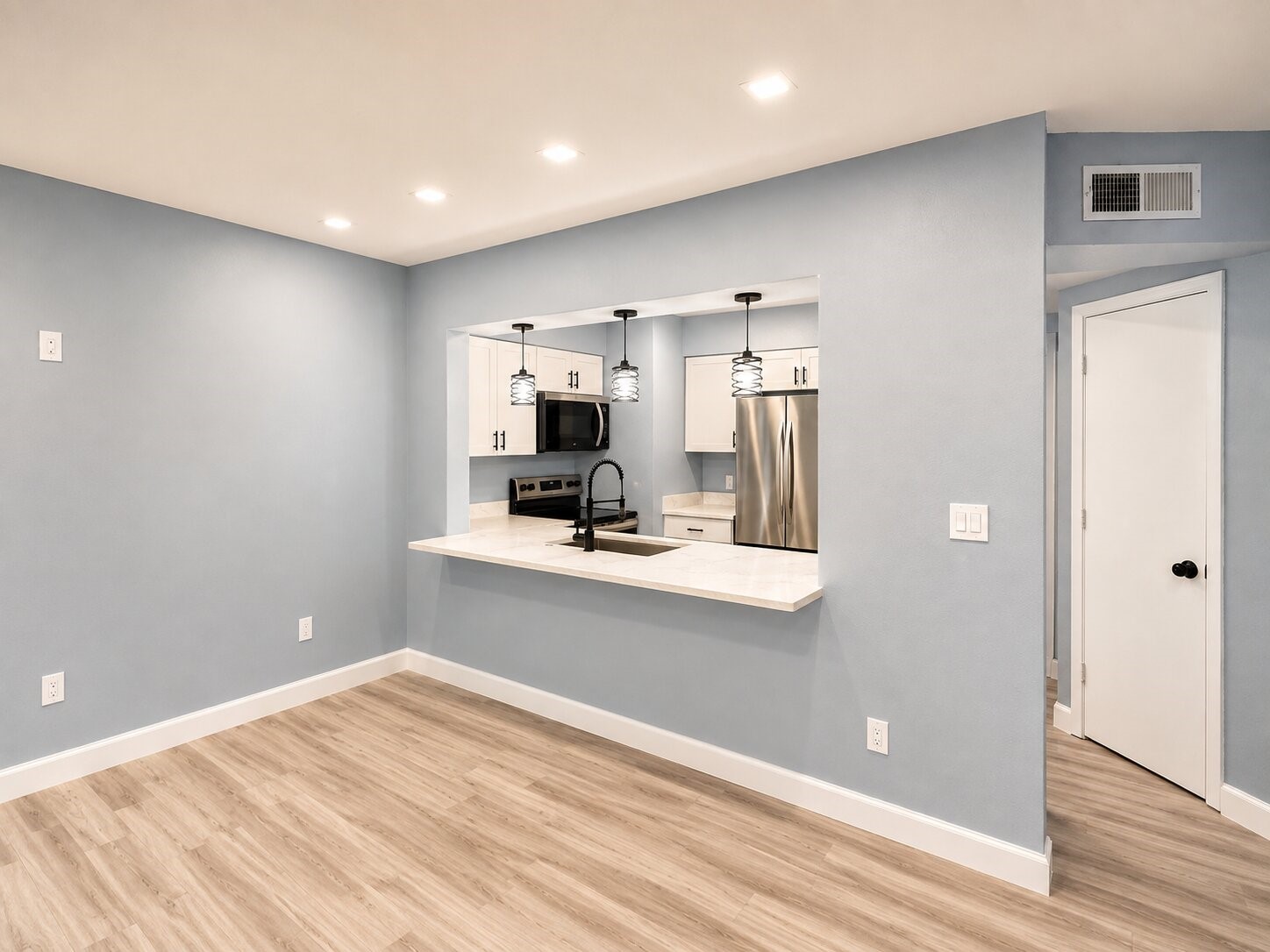 17202 Imperial Valley Drive 26 Property Photo 6