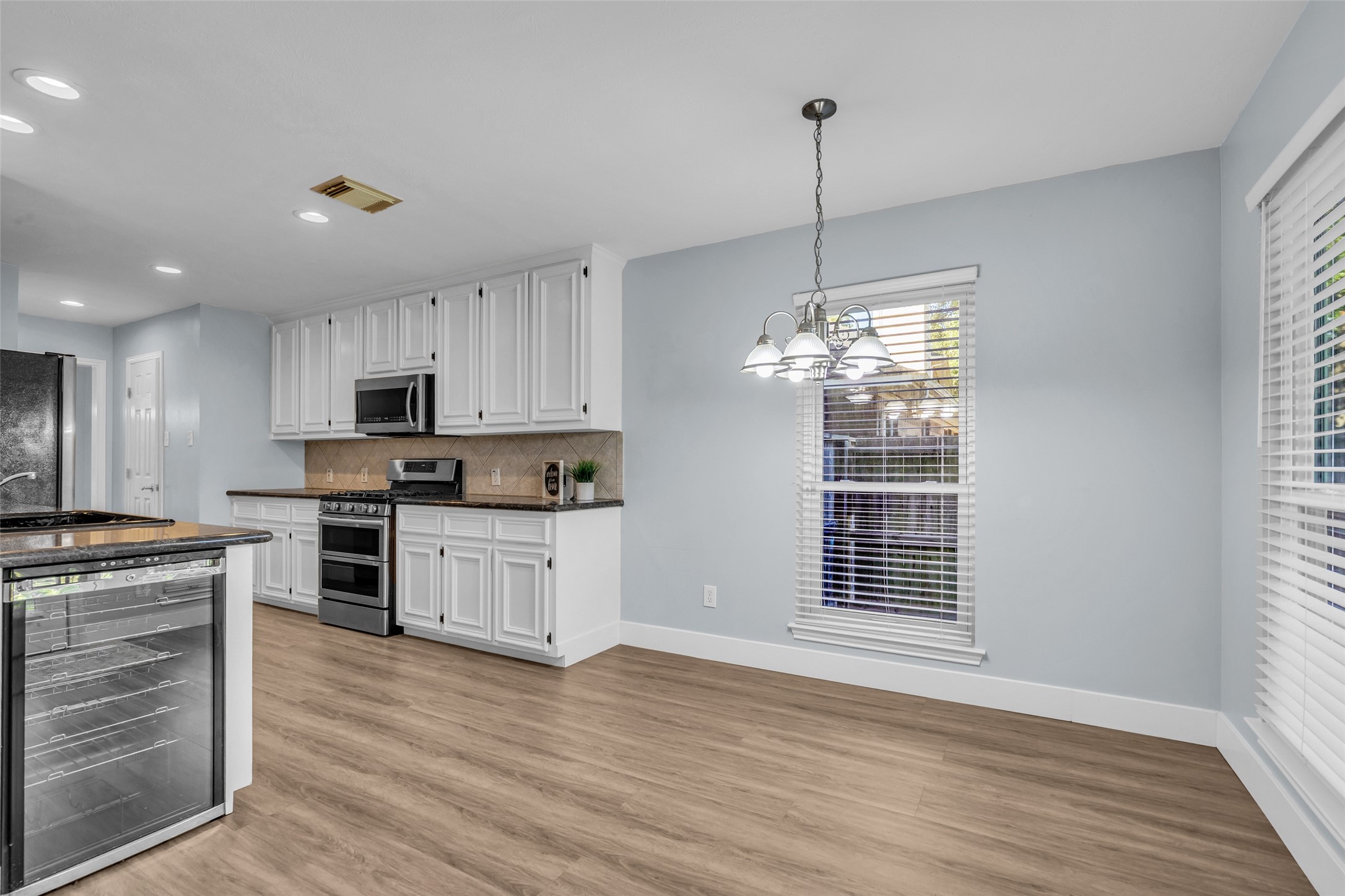 12722 Wolf Creek Court Property Photo 6