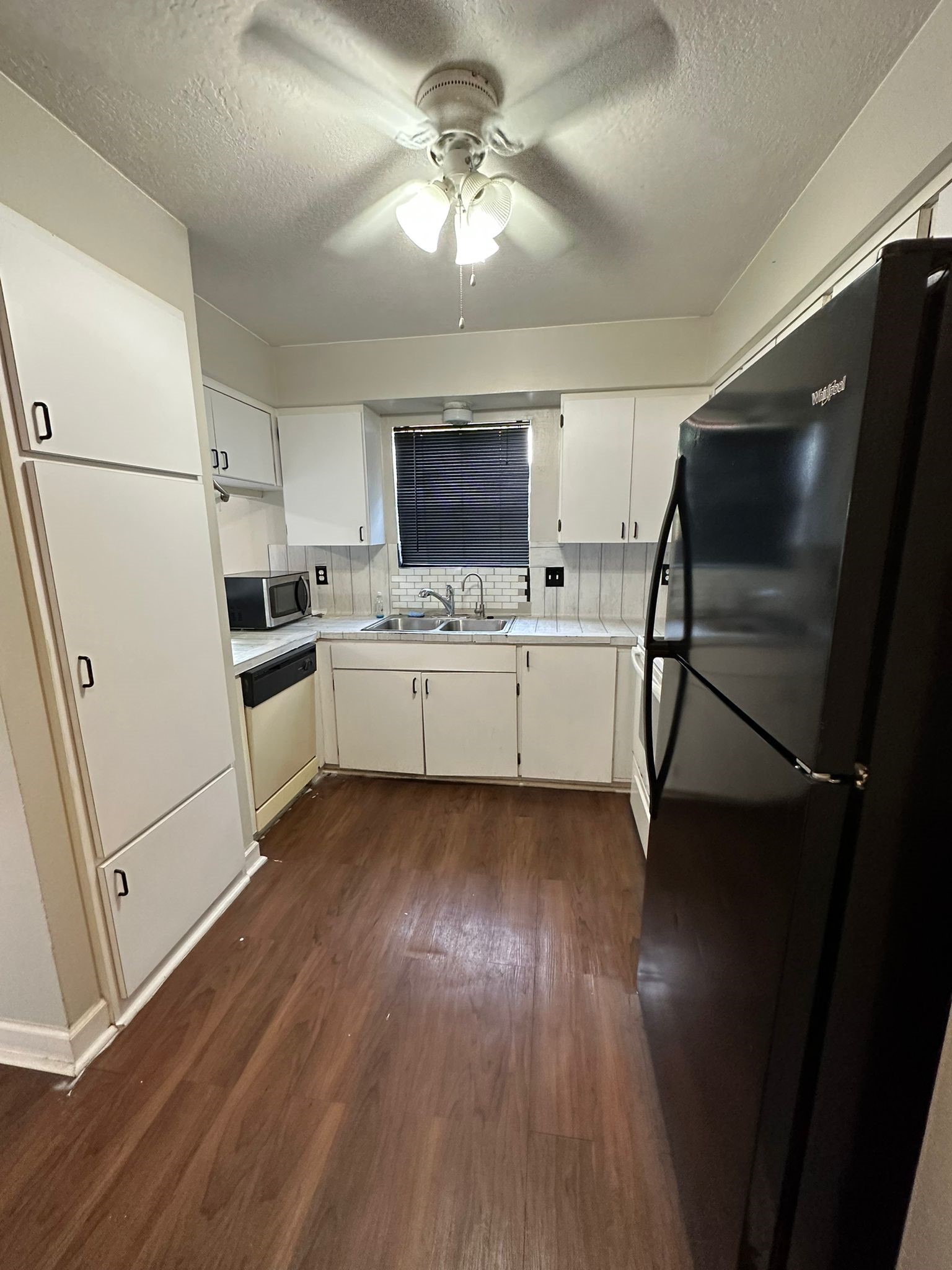 7305 S Gessner Road Property Photo 8