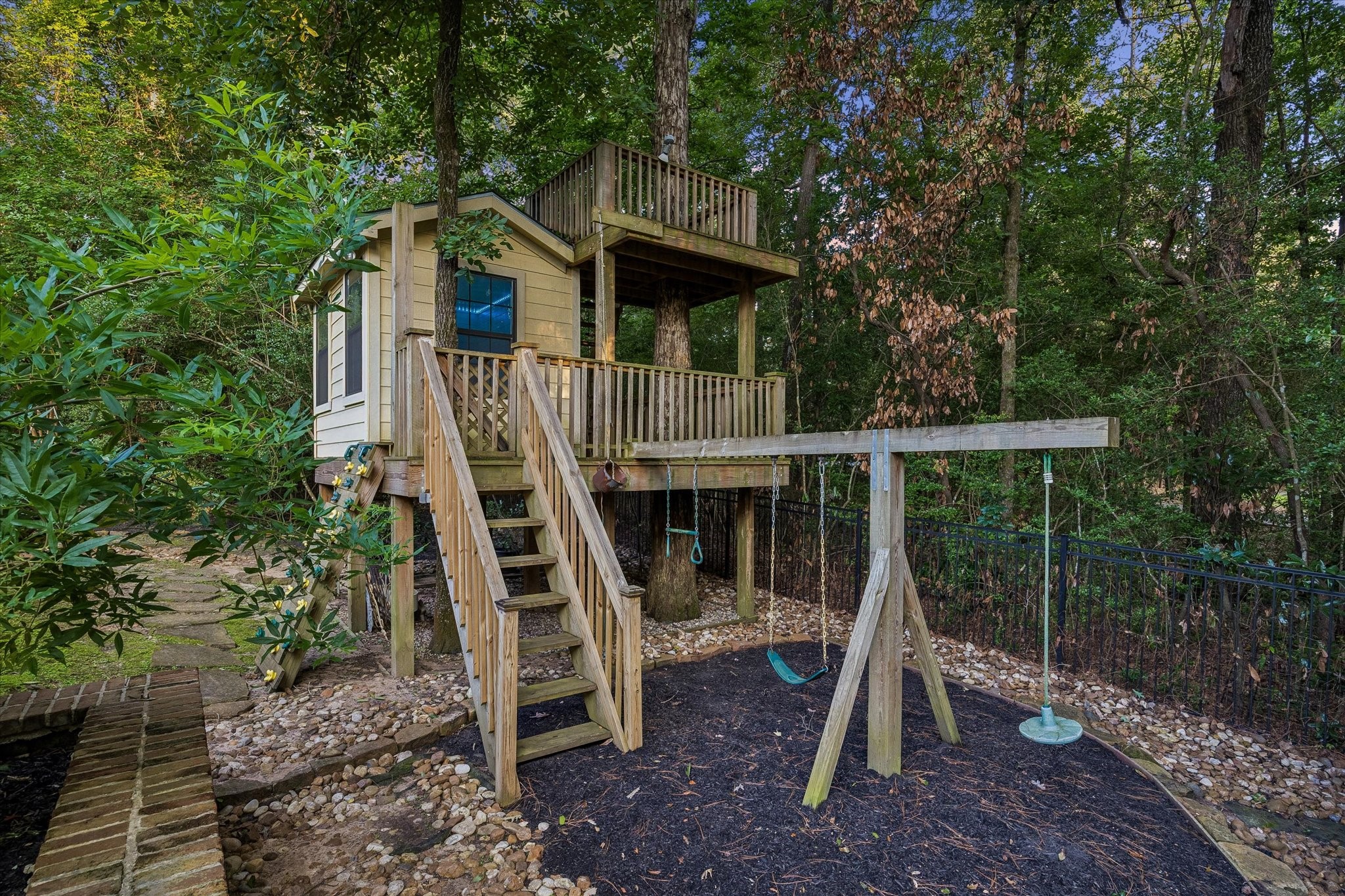 10290 Paradise Valley Drive Property Photo 35