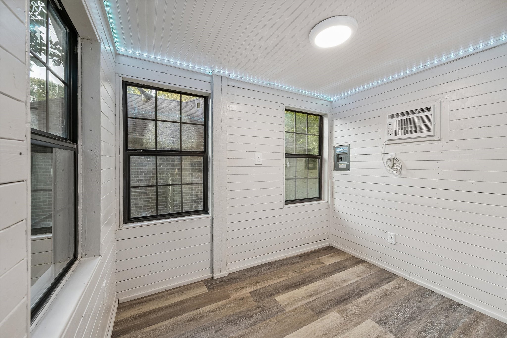 10290 Paradise Valley Drive Property Photo 36