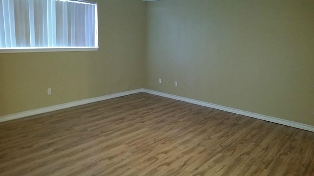 15118 Steeplechase Road Property Photo 4