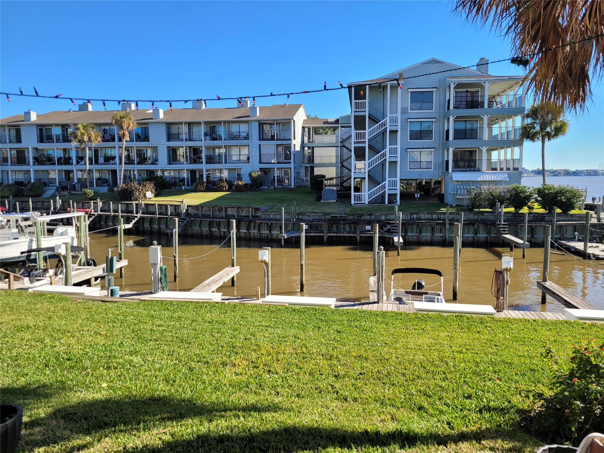 104 Yacht Club Lane 104 Property Photo 1