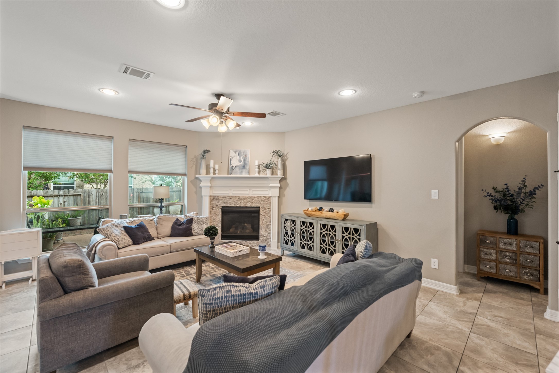 24114 Willow Rose Drive Property Photo 7