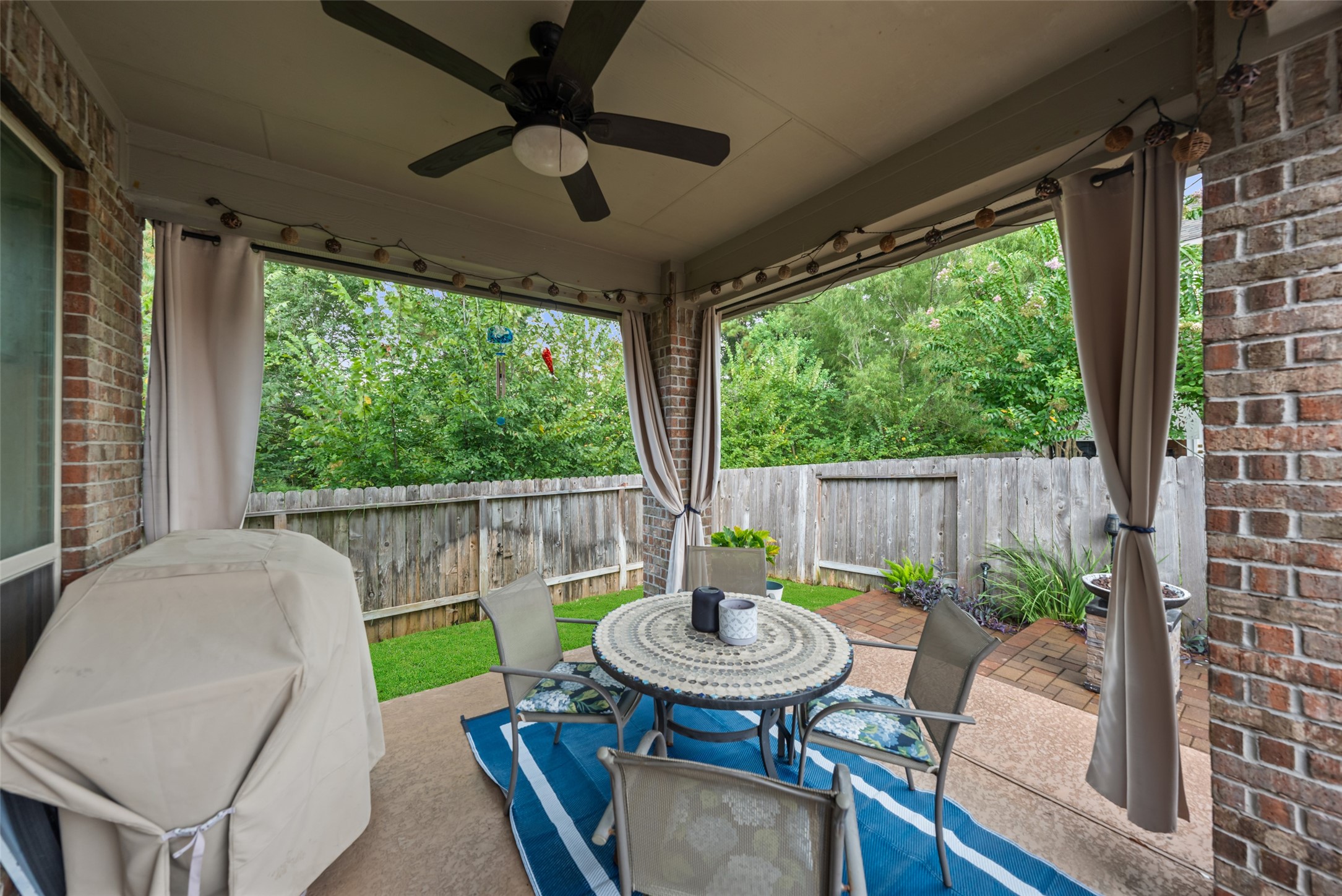 24114 Willow Rose Drive Property Photo 30
