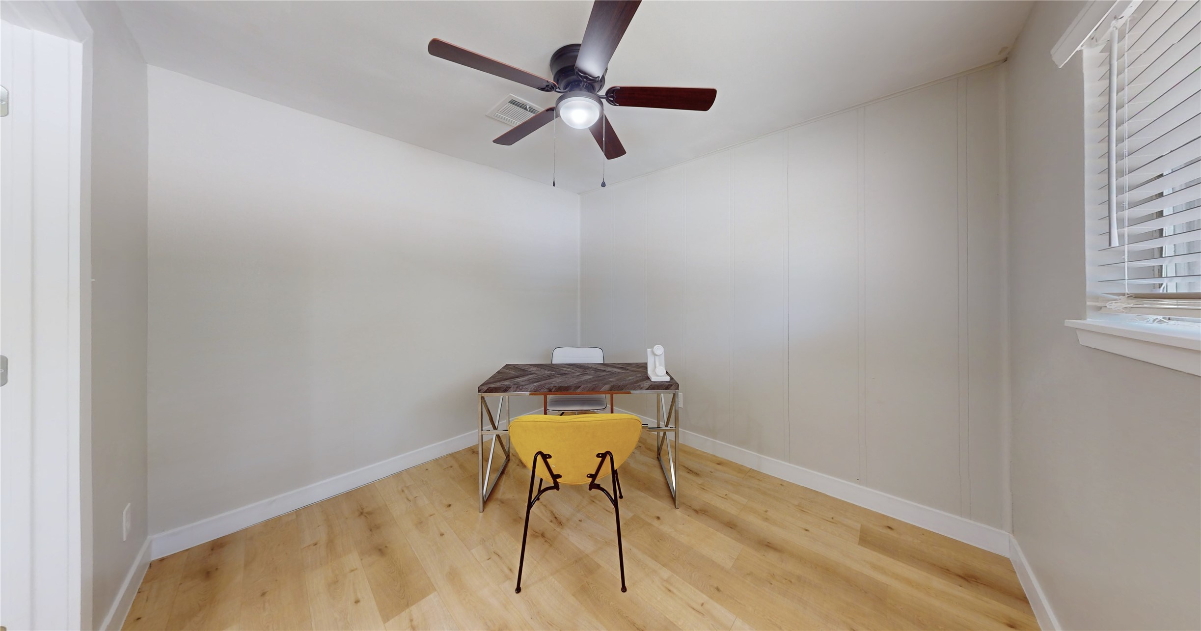5455 Birdwood Road Property Photo 9