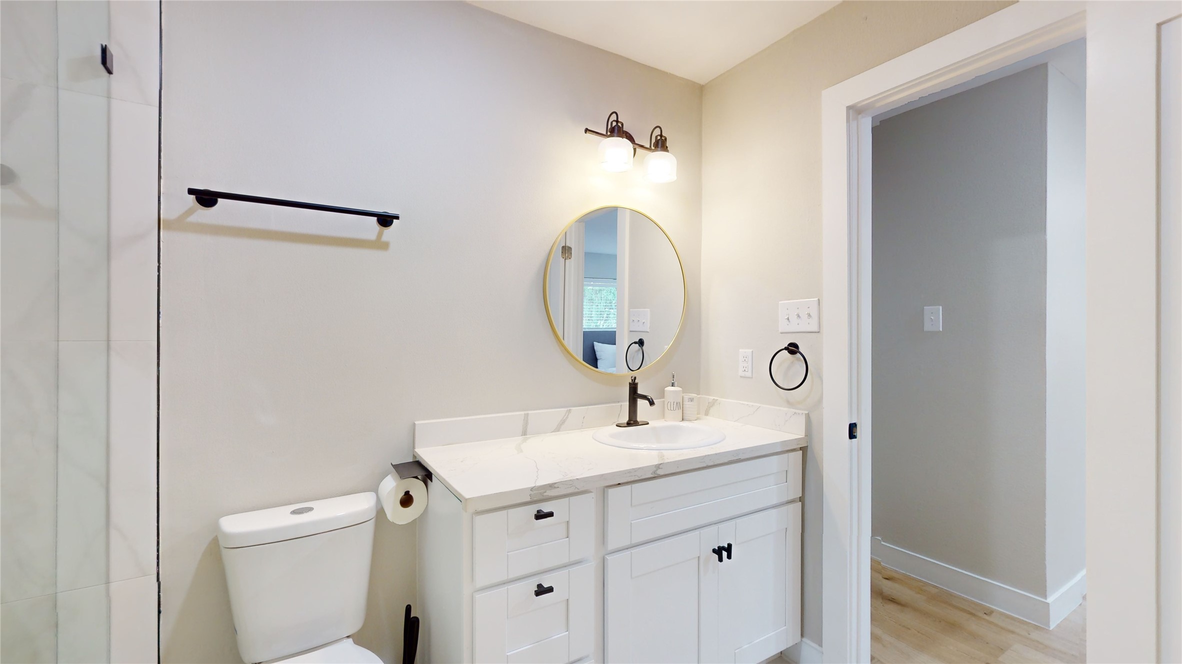 5455 Birdwood Road Property Photo 11