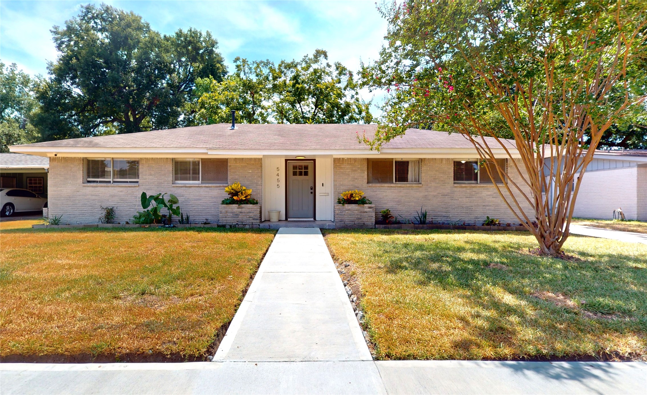 5455 Birdwood Road Property Photo 22