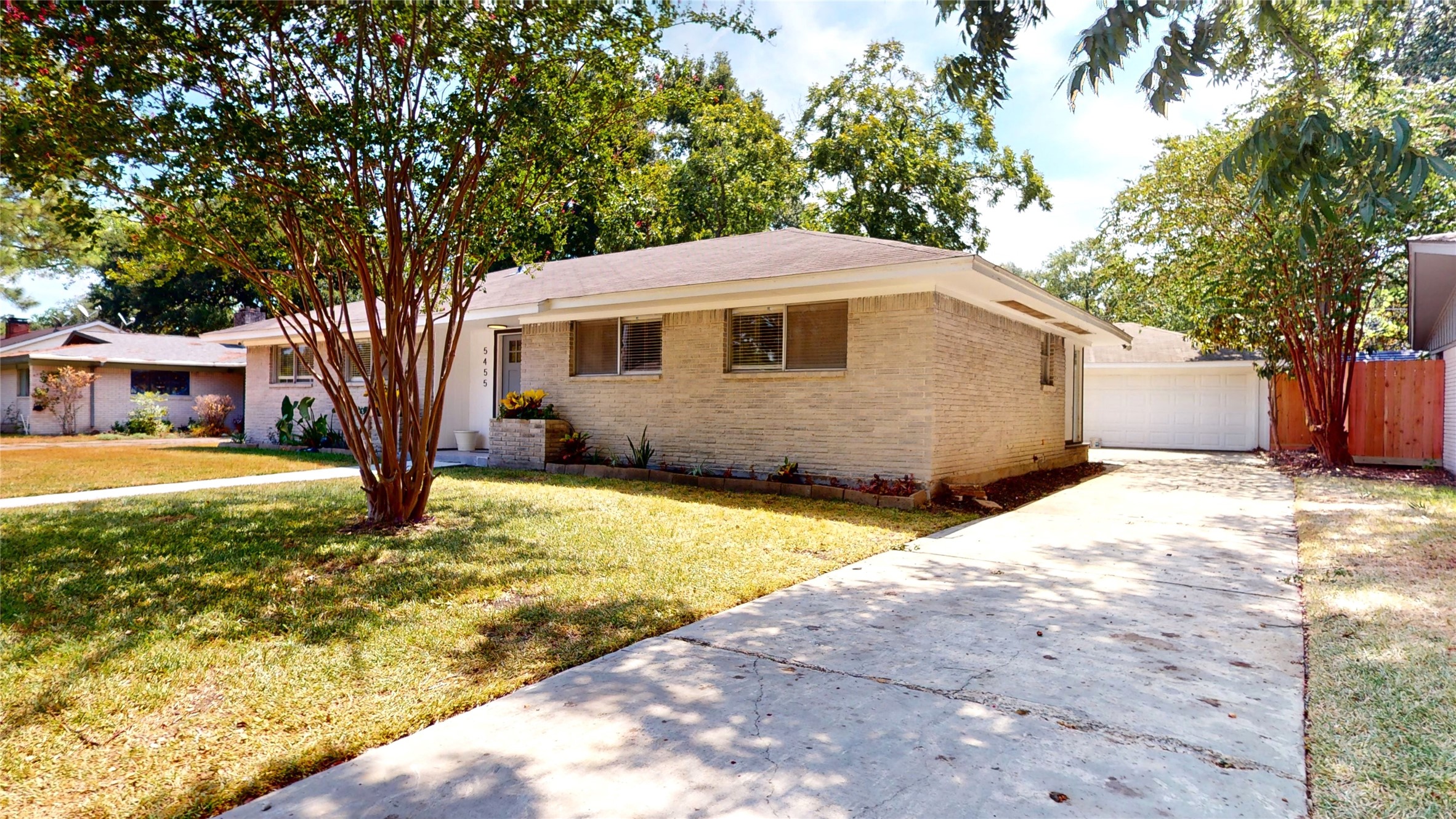 5455 Birdwood Road Property Photo 23
