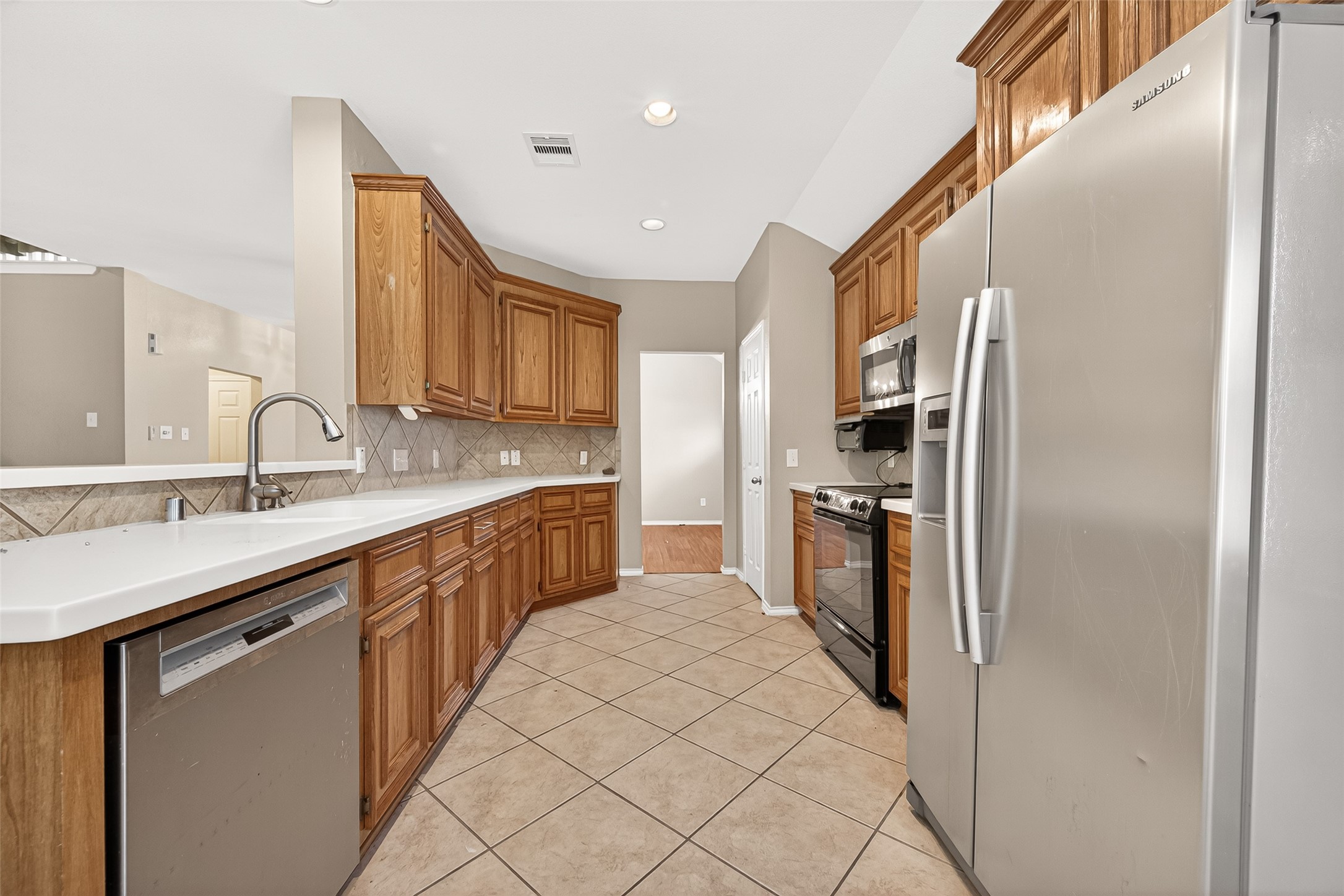 16715 Red Falls Circle Property Photo 5