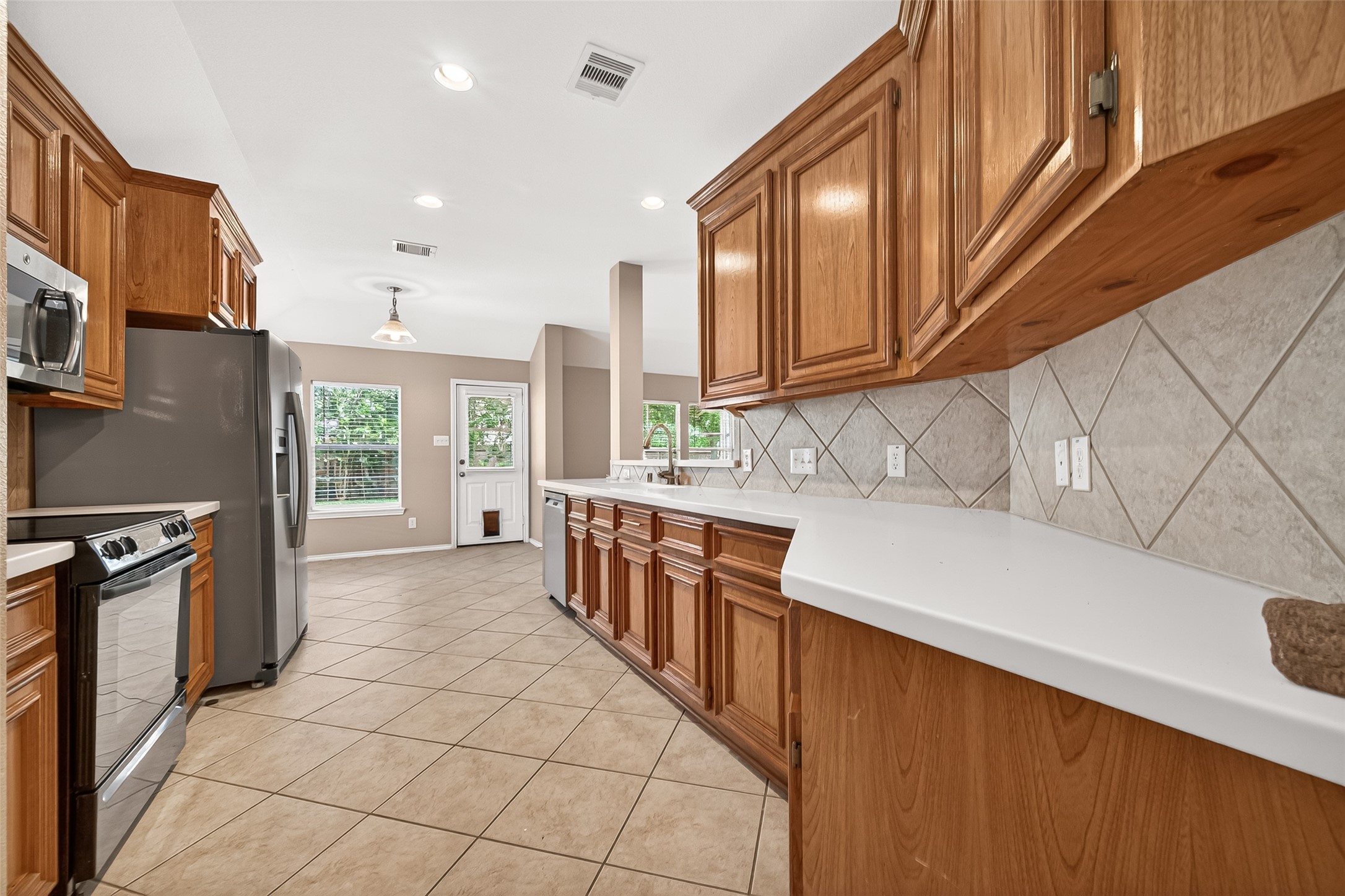 16715 Red Falls Circle Property Photo 7